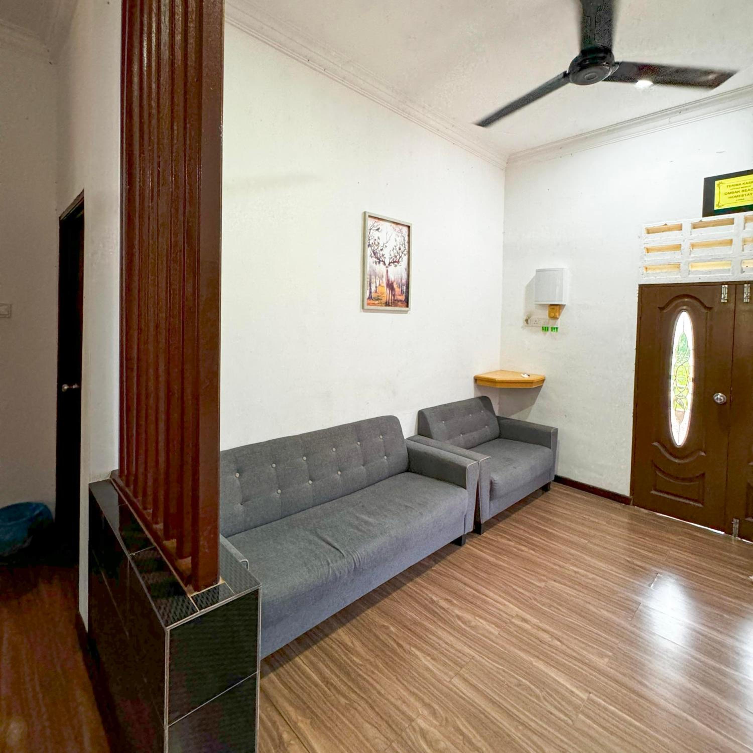 Ombak Beach Homestay Traditional Villas