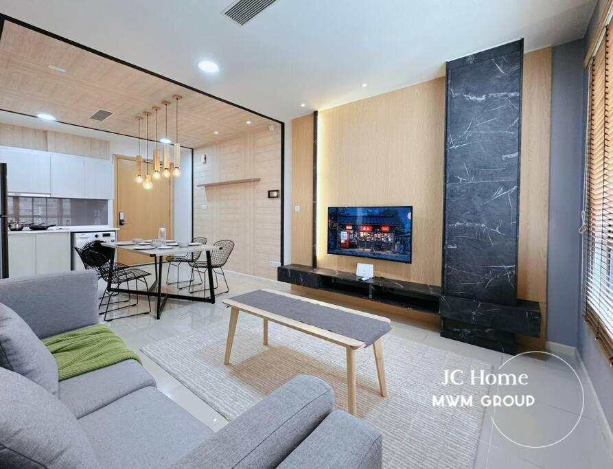 Suasana Suites CitySquare JBCC JCHome By MWM