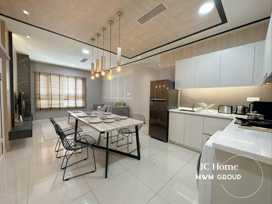 Suasana Suites CitySquare JBCC JCHome By MWM
