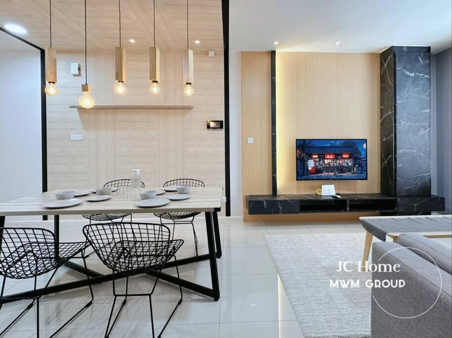Suasana Suites CitySquare JBCC JCHome By MWM