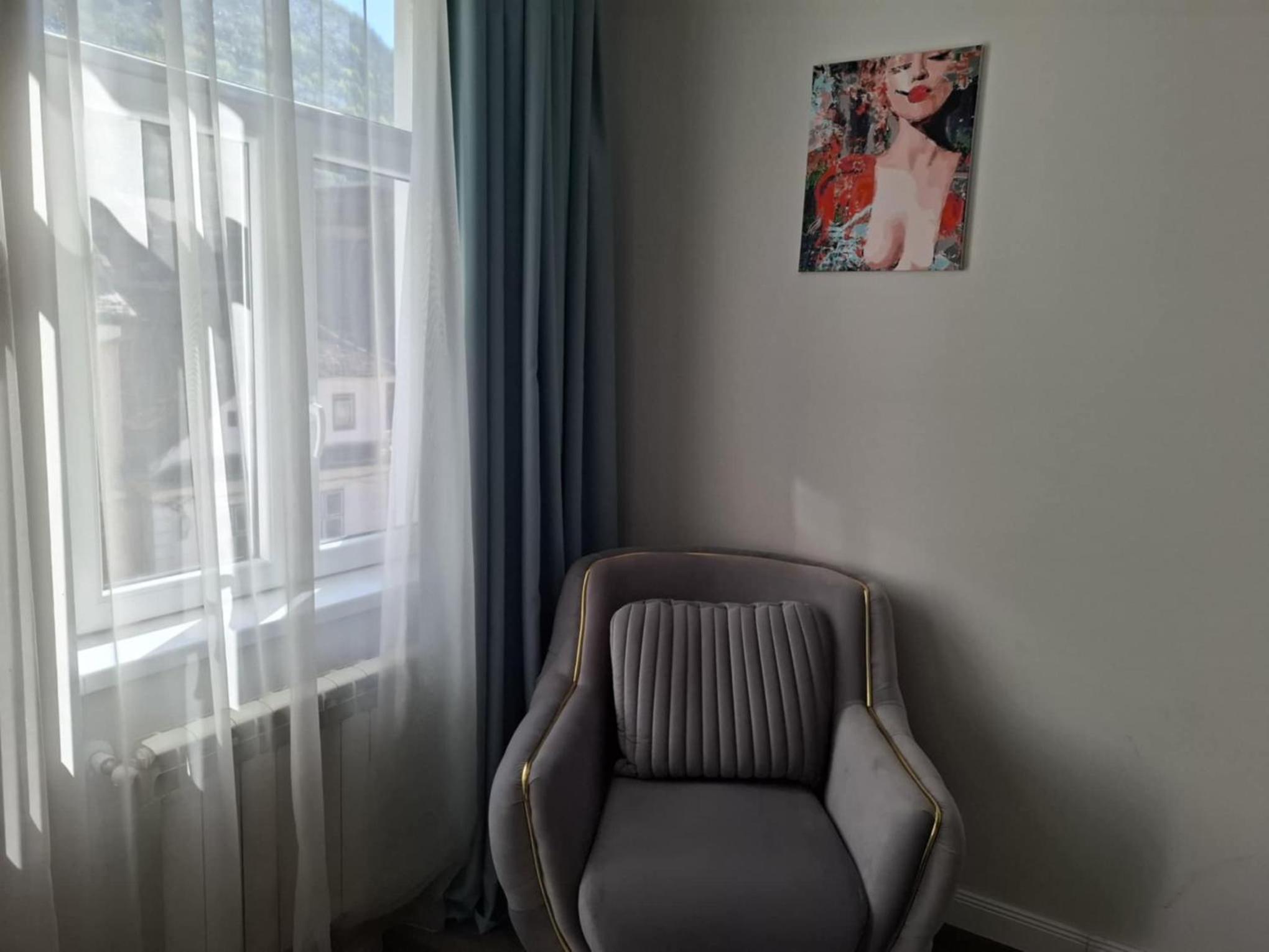 Photo 32