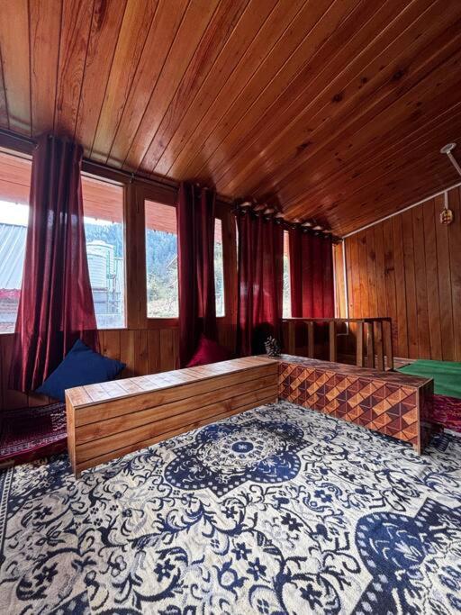 HimalayanTradition Stone Cottage