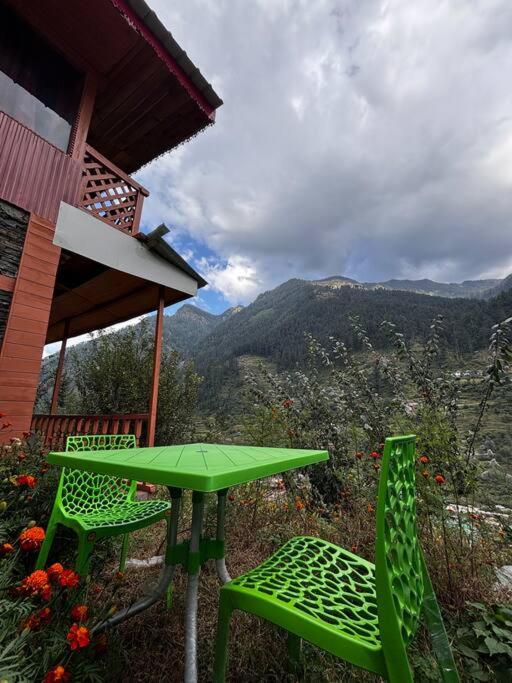 HimalayanTradition Stone Cottage