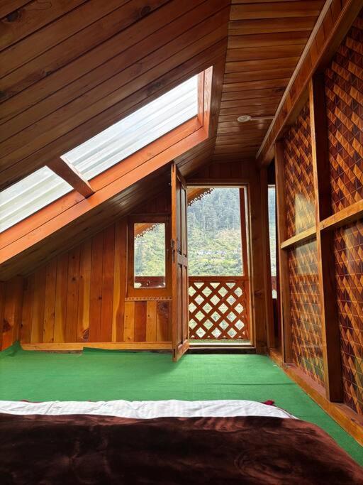 HimalayanTradition Stone Cottage