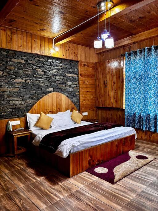 HimalayanTradition Stone Cottage