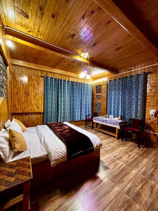 HimalayanTradition Stone Cottage