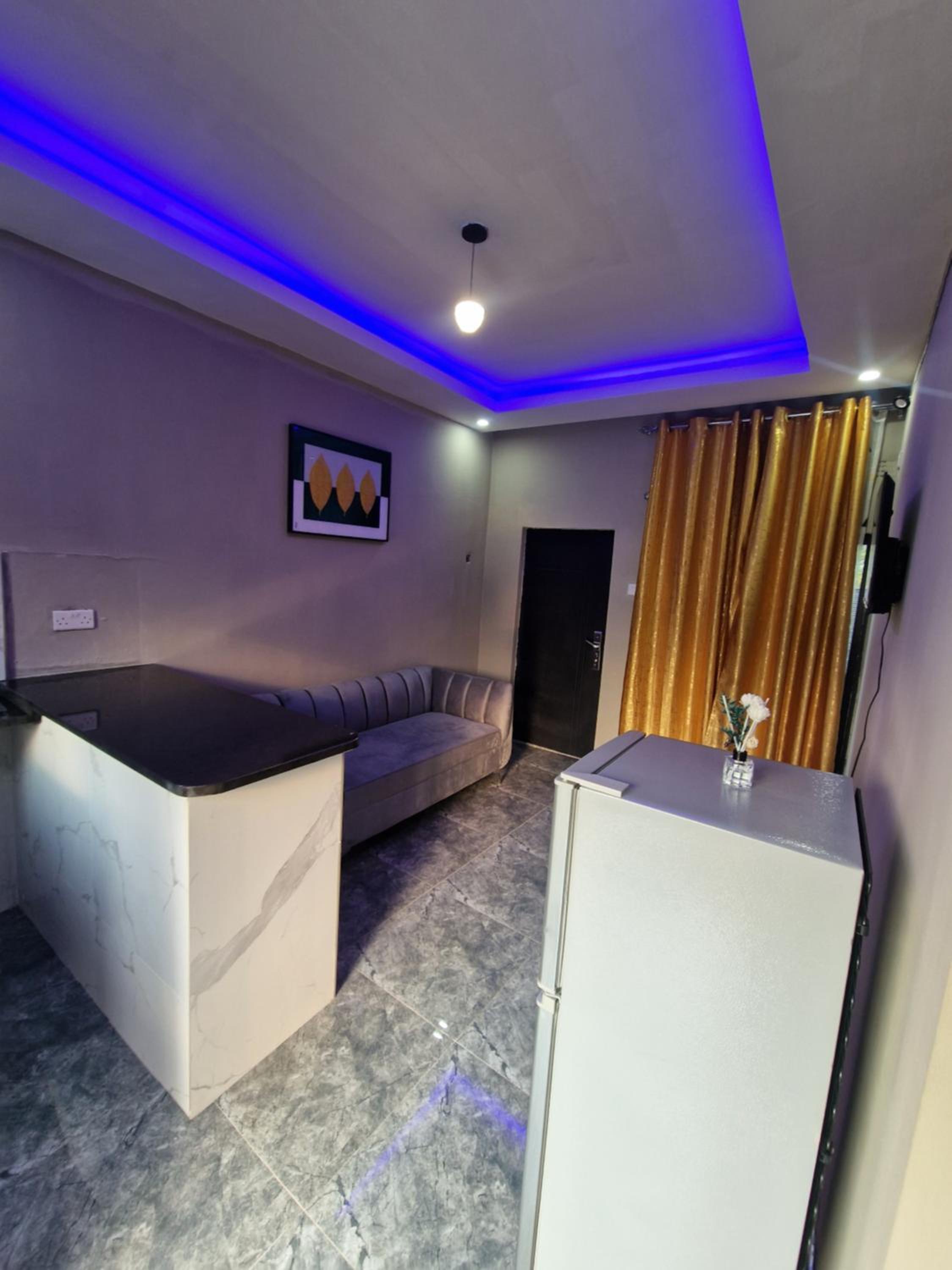Airways Apartments