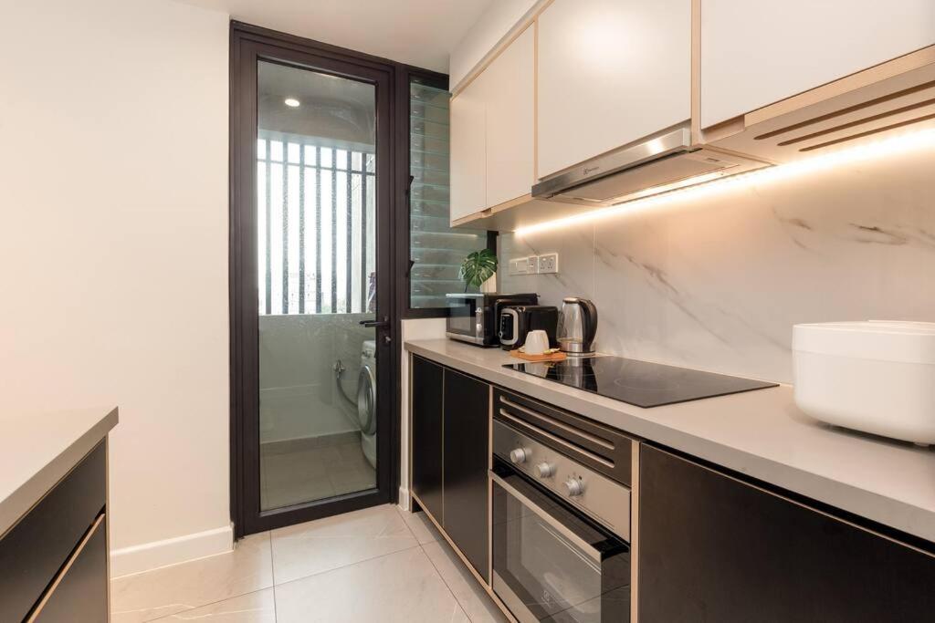 Luxury Modern 2Brs 2Wc, Zenity D1 City View