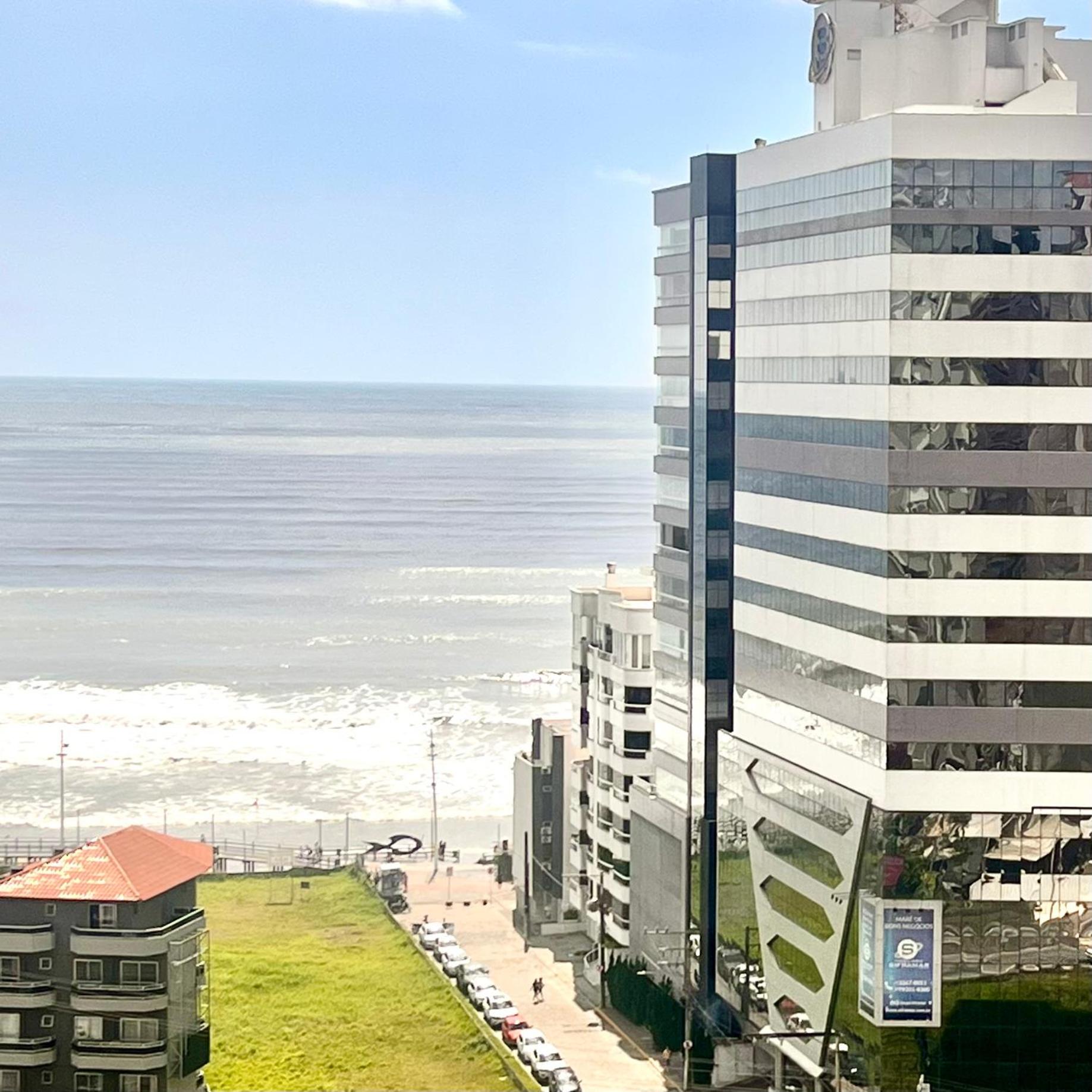 Apartamento vista mar, 2 quartos, garagem - COMPLETO