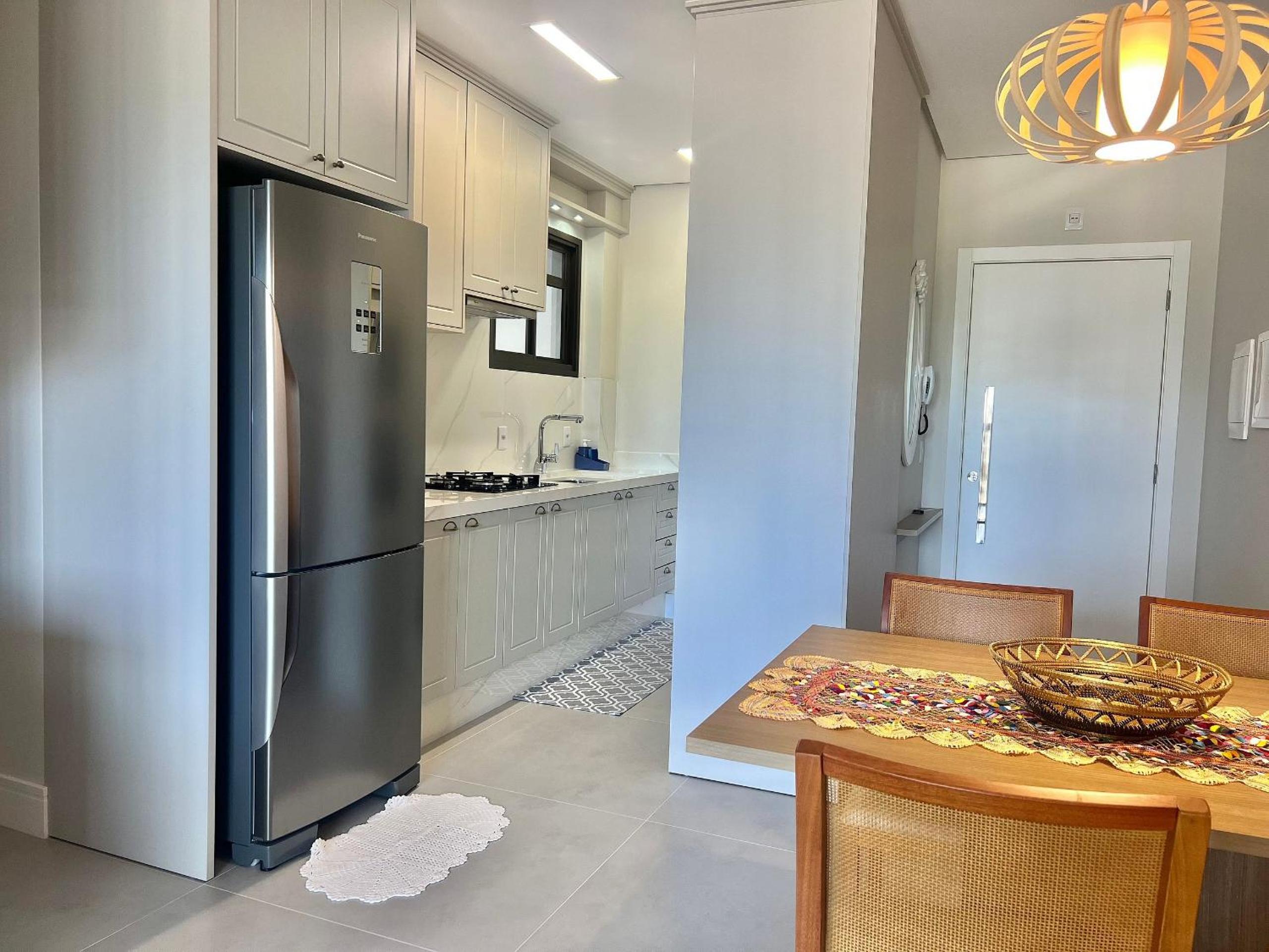 Lindo Apartamento! 100m da Praia Grande! EC01I