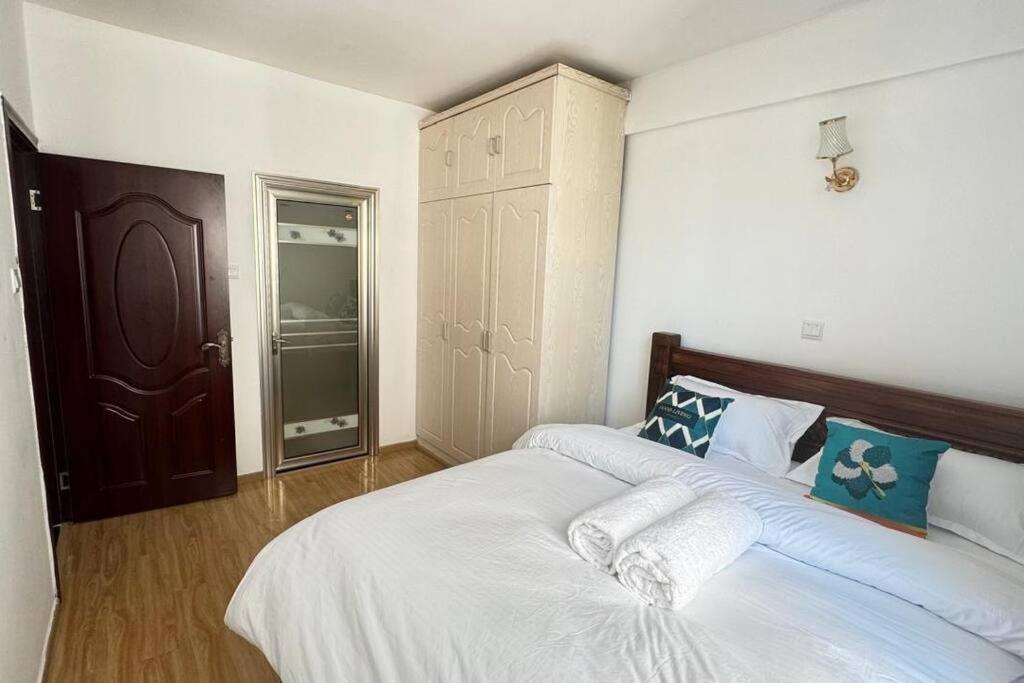 3 bedroom, kilimani view 5