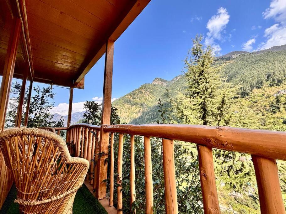 HimalayanTradition Treehouse