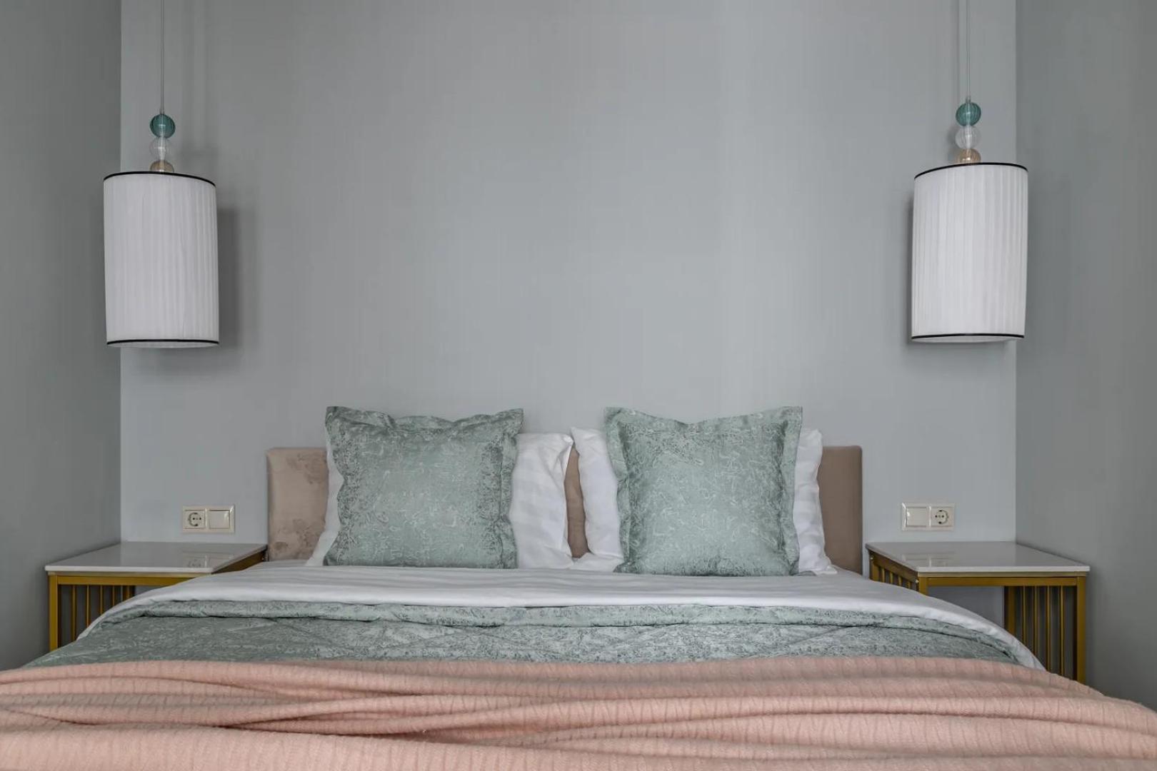 Marc & spacious and bright