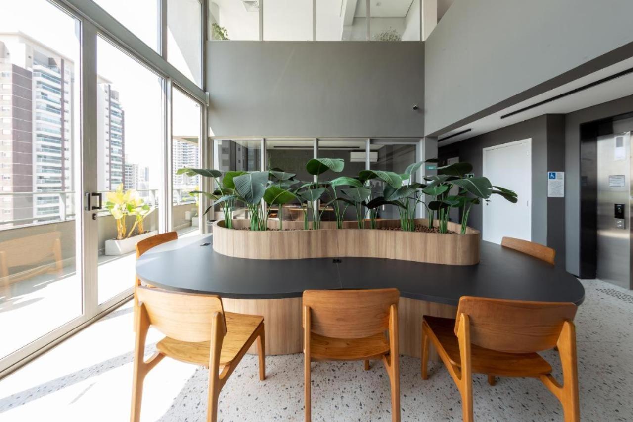 Studio moderno e aconchegante para até 4 pessoas