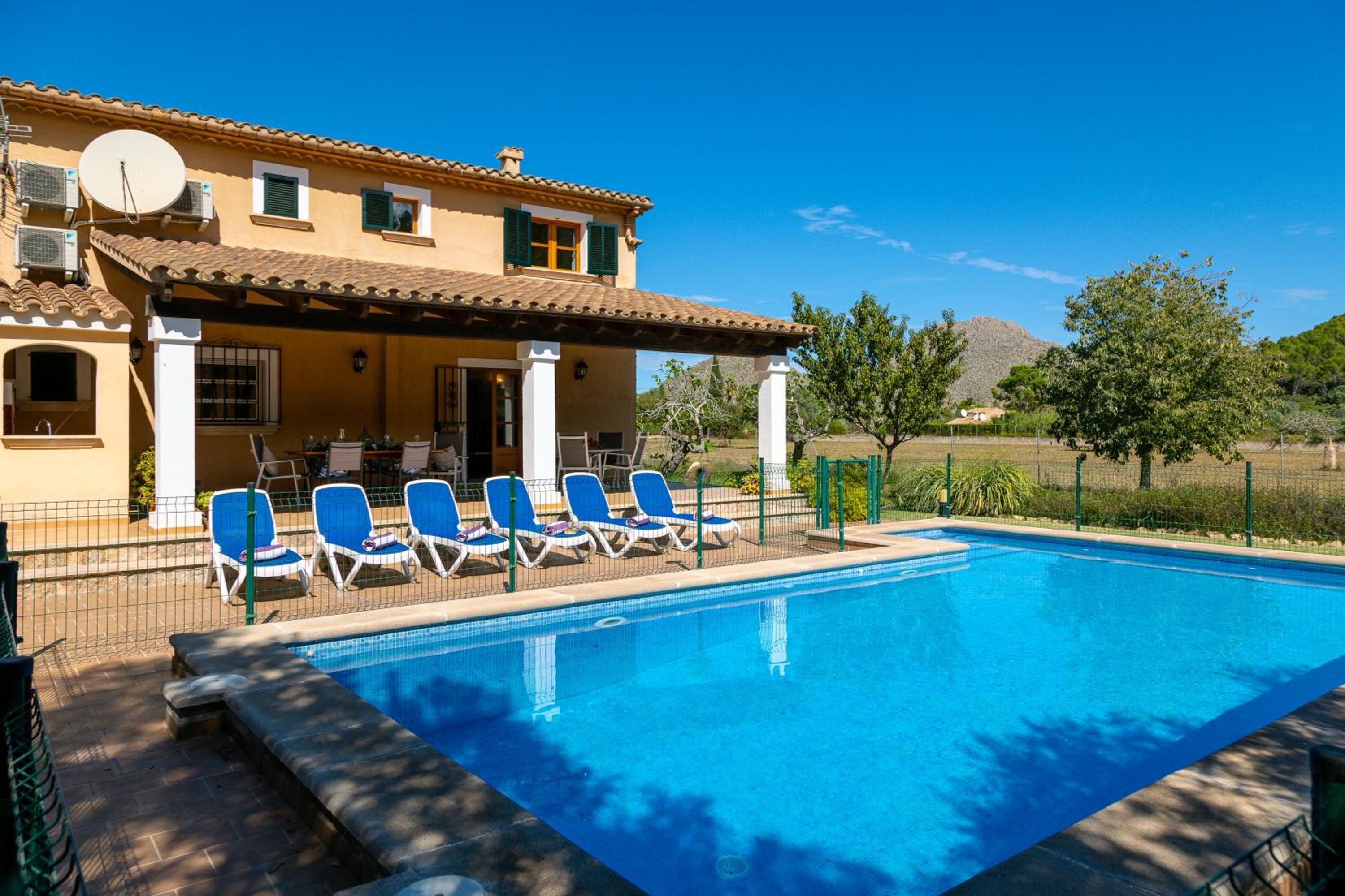 Villa can Seguinot by homevillas360 view 4