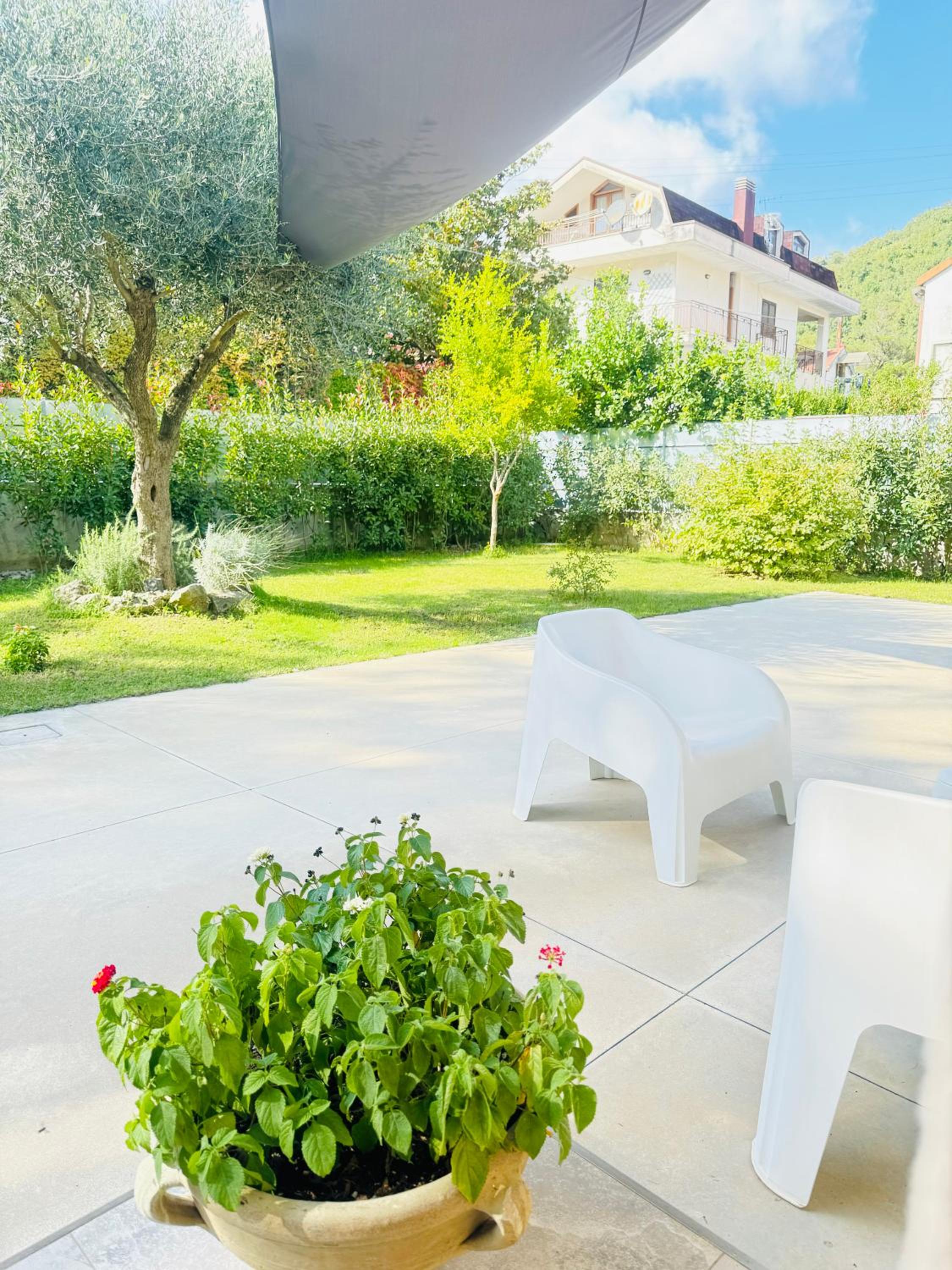Civico 11 Guest House -Free parking-wi-fi view 2