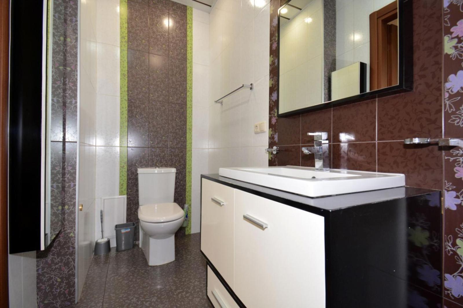 Northern Avenue, 2 bedrooms Unique ,Comfortable apartment HH550