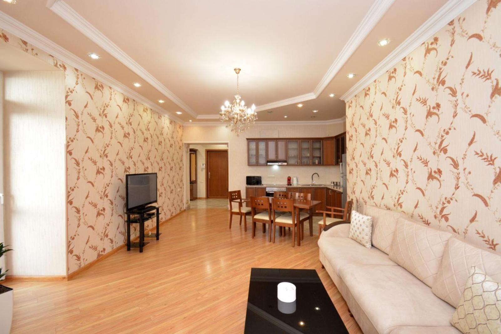 Northern Avenue, 2 bedrooms Unique ,Comfortable apartment HH550