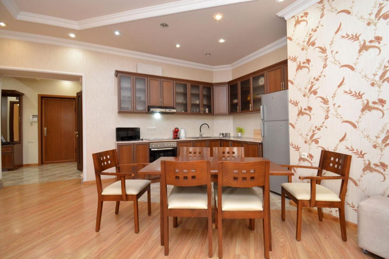 Northern Avenue, 2 bedrooms Unique ,Comfortable apartment HH550