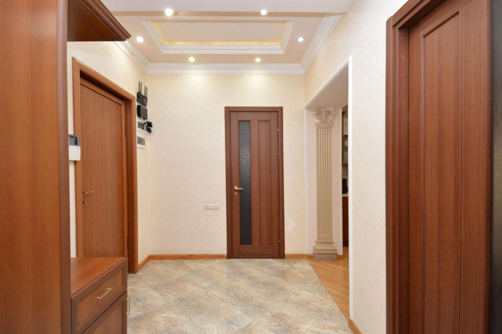 Northern Avenue, 2 bedrooms Unique ,Comfortable apartment HH550