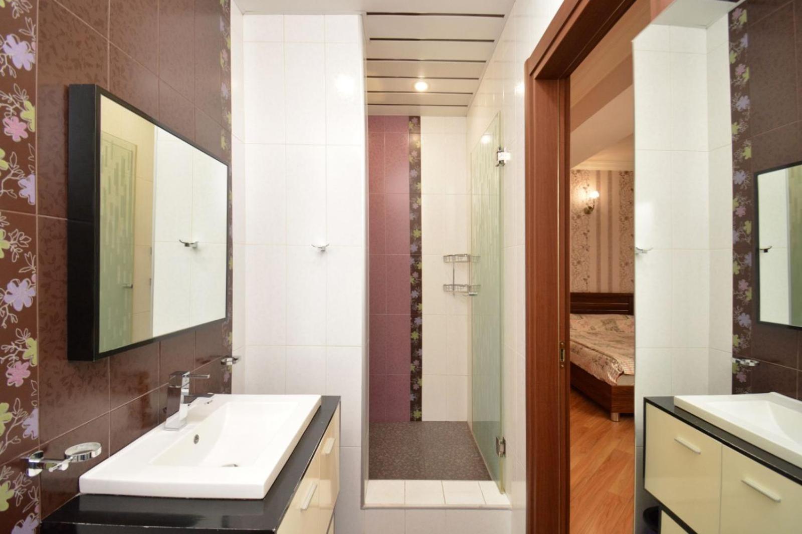 Northern Avenue, 2 bedrooms Unique ,Comfortable apartment HH550