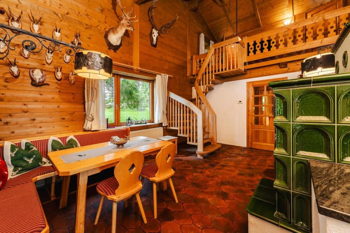 Lima Alpine Lodges - Almhaus Petra