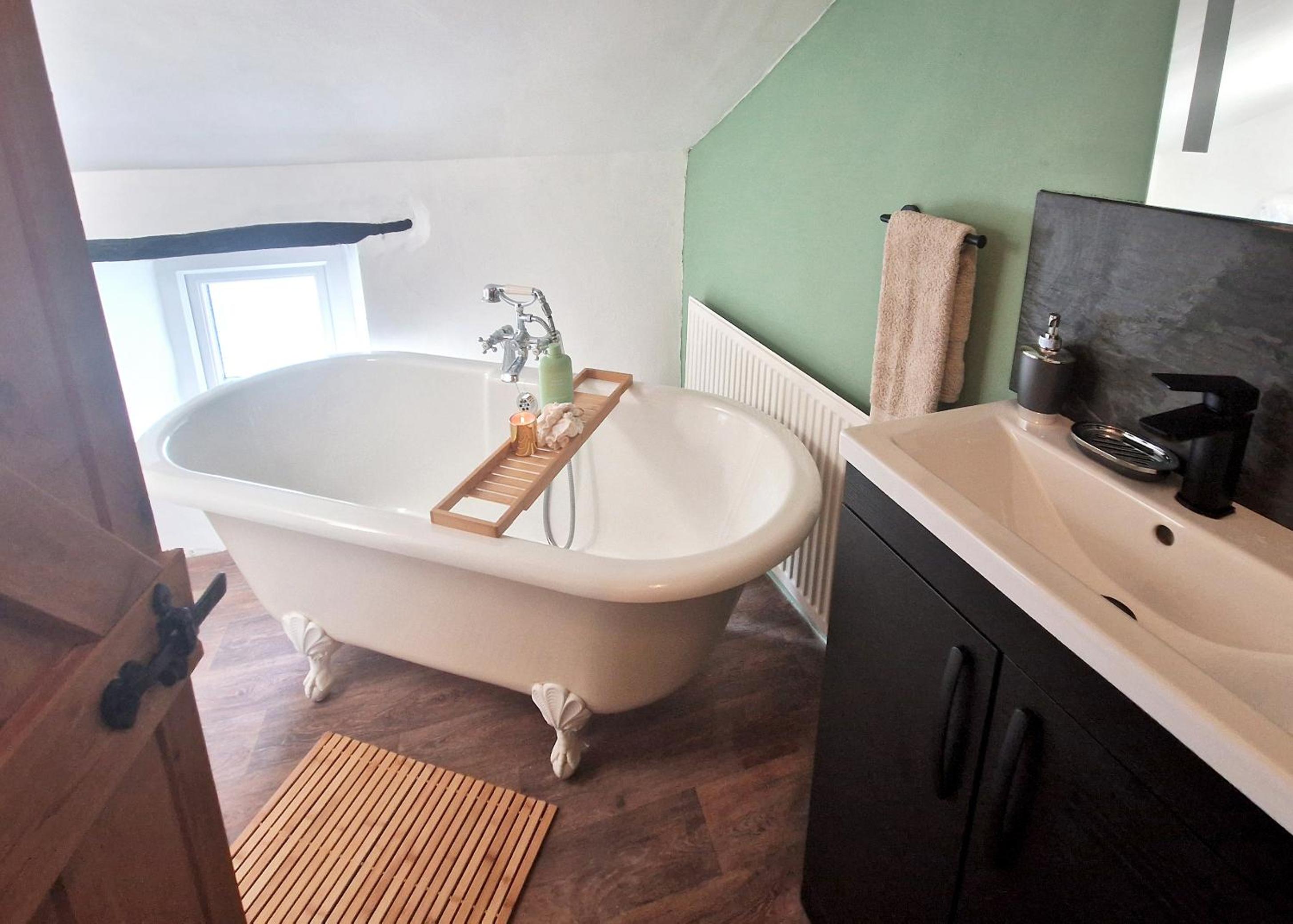 Historic 17th-Century Cottage with Hot Tub in Charming Heysham view 4