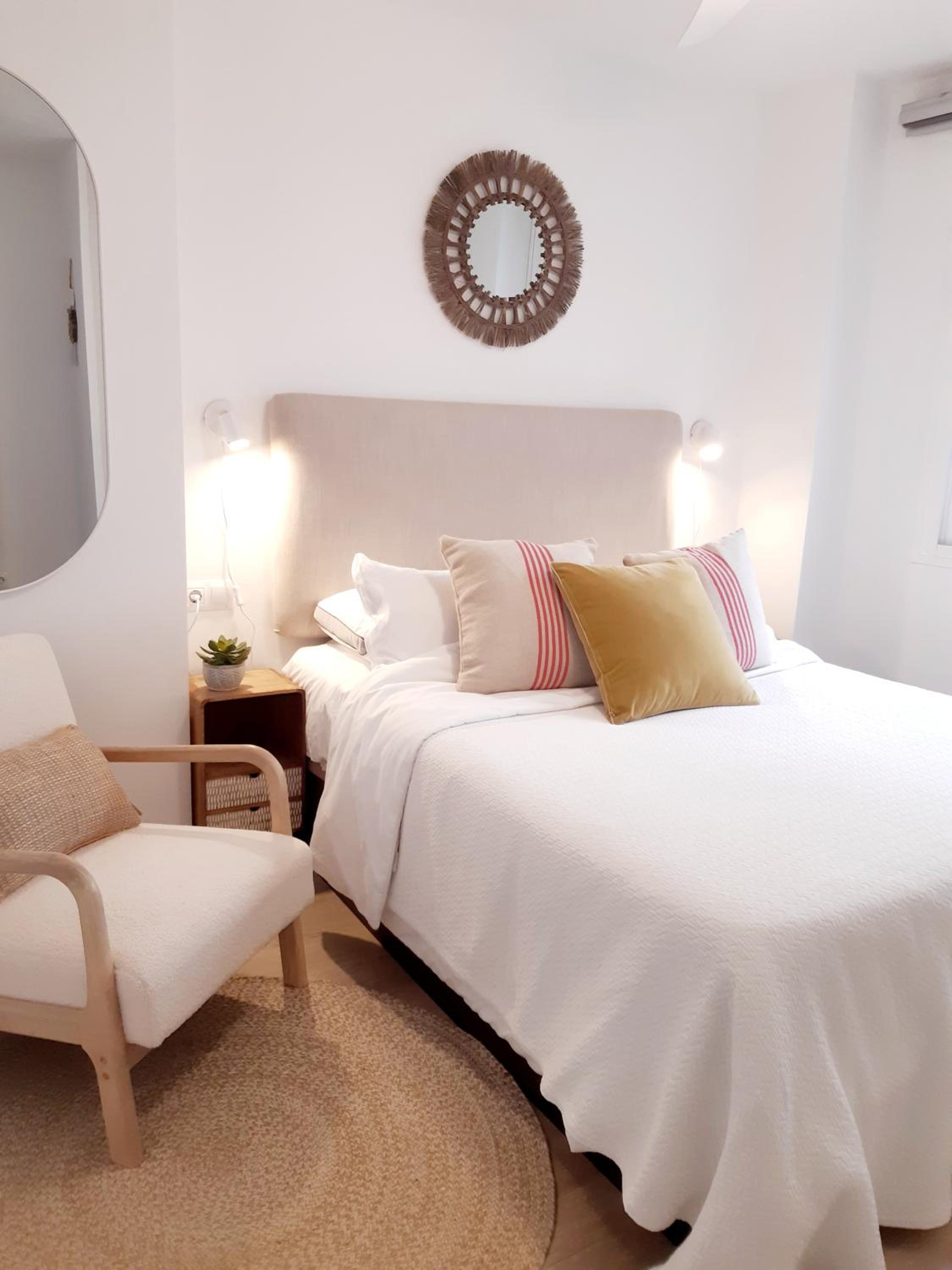 Impressive apartment with 3 bedrooms metres from the beach
