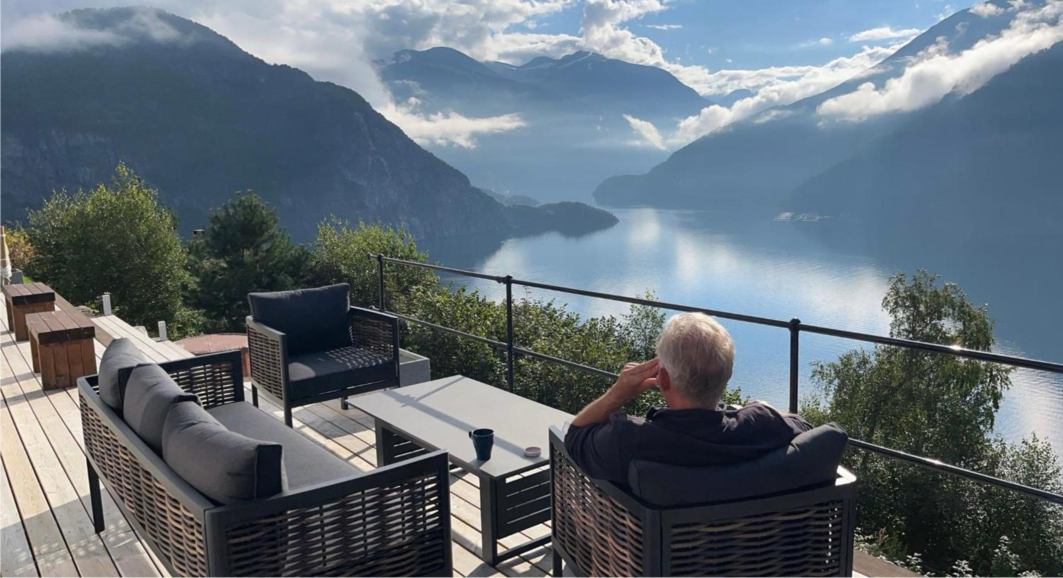Chalet with amazing fjord view in Lingåsen view 3