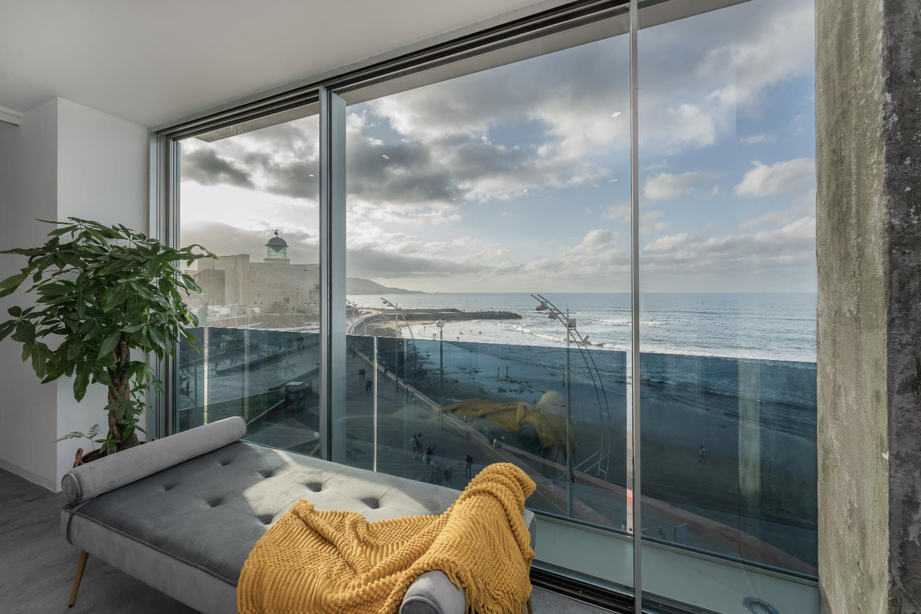 Gold Suite Canteras by Canarias Homelidays