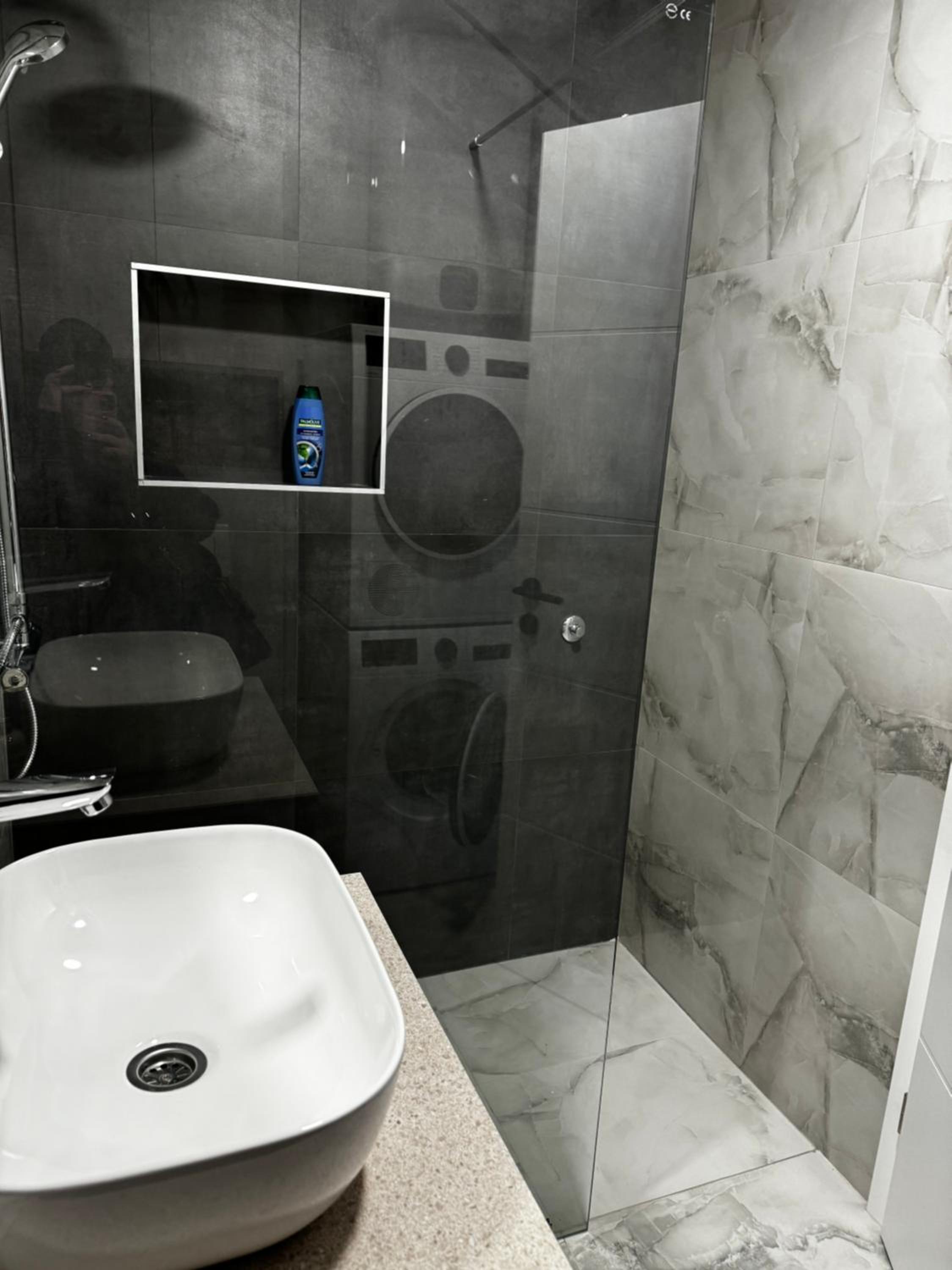 MEMS Lux Apartment