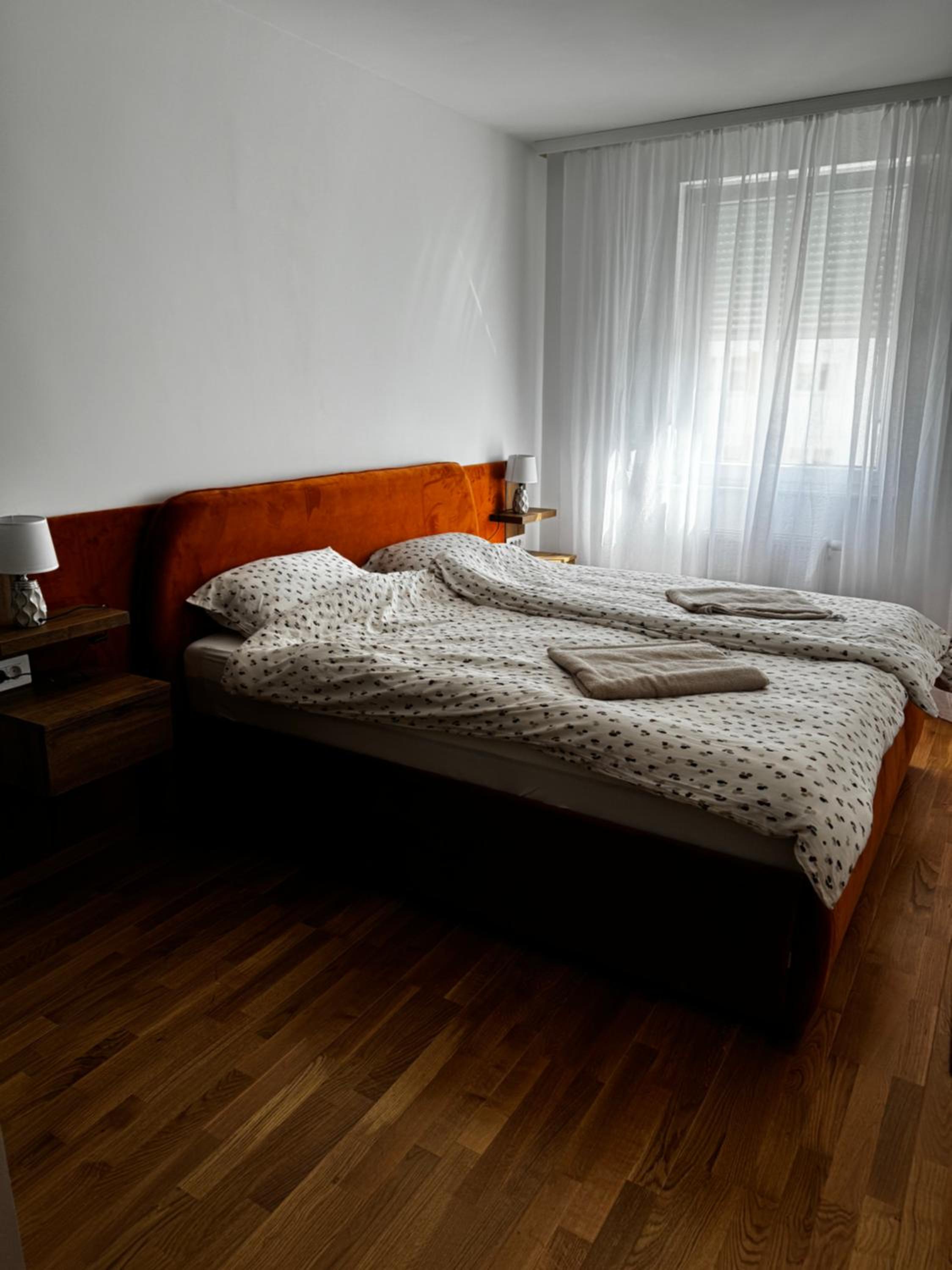 MEMS Lux Apartment