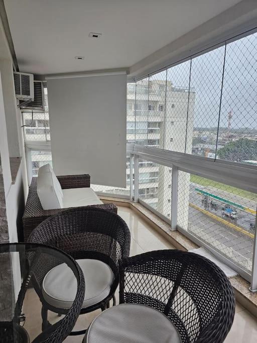 Recreio 2 quartos espaçoso com estacionamento