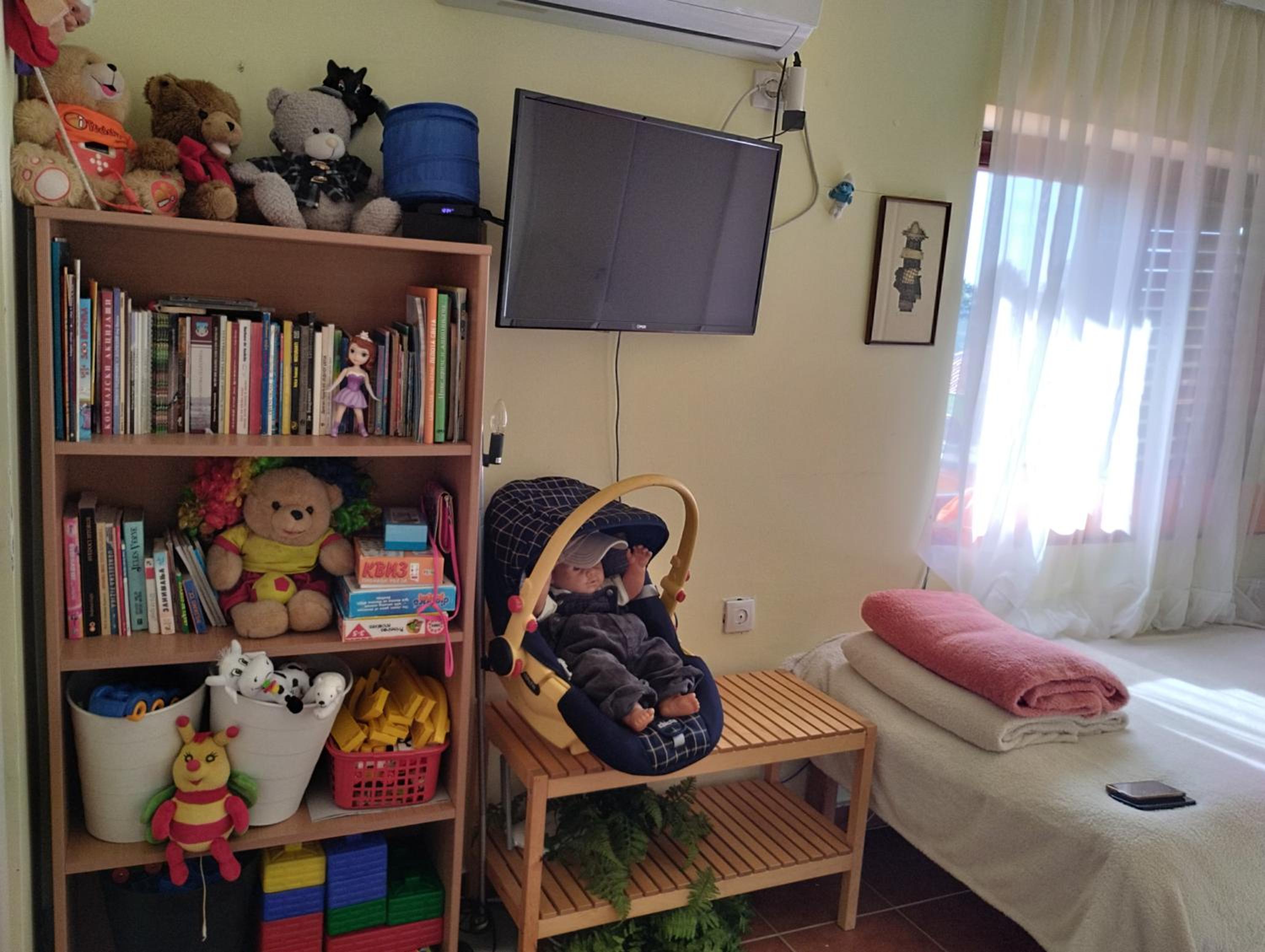 Photo 6