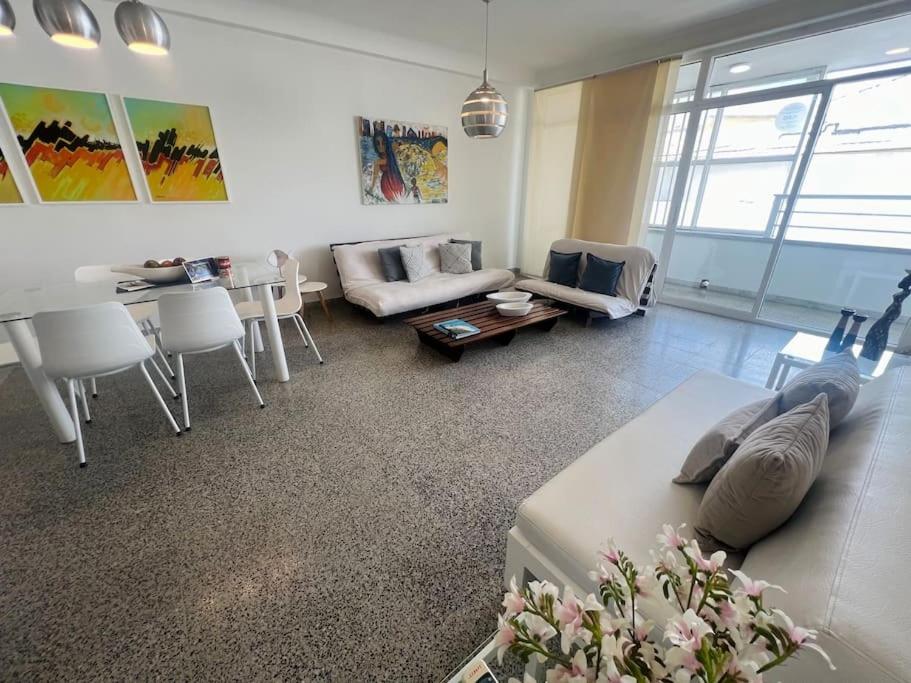 Apartamento VIP a 1 cuadra de playas y peatonal