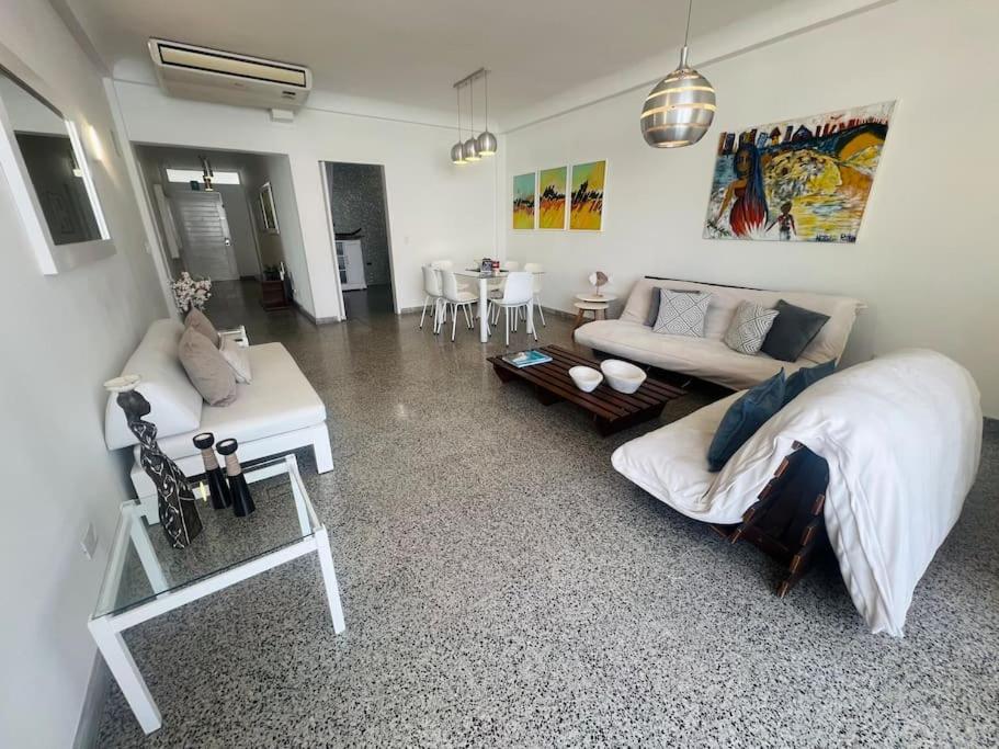 Apartamento VIP a 1 cuadra de playas y peatonal