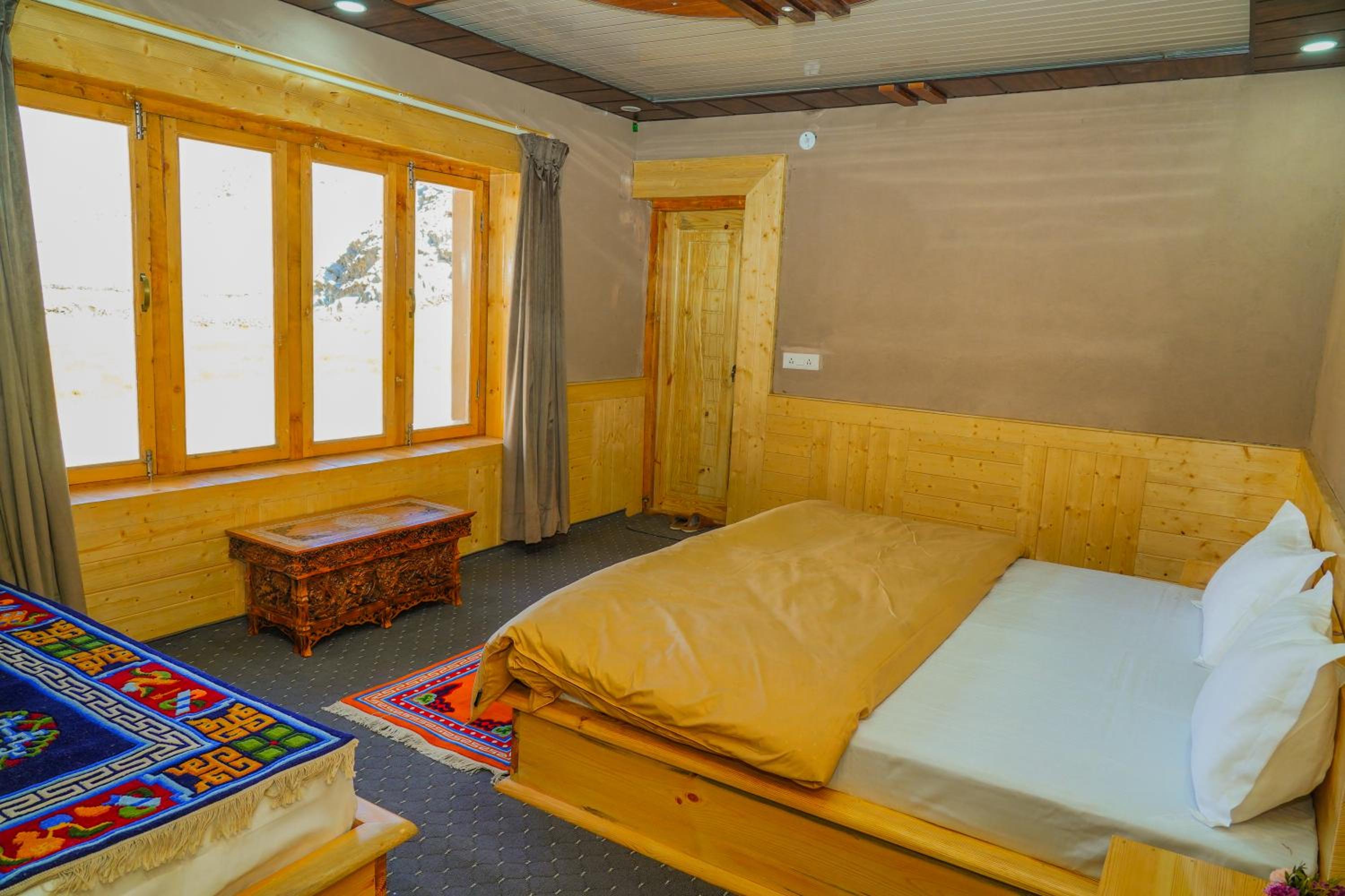 Eco Resident Pangong