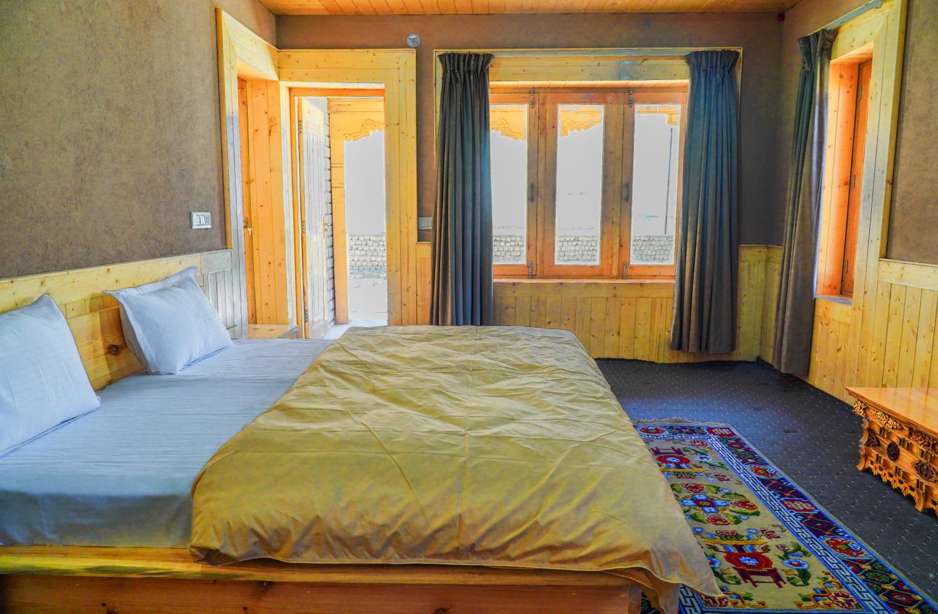 Eco Resident Pangong