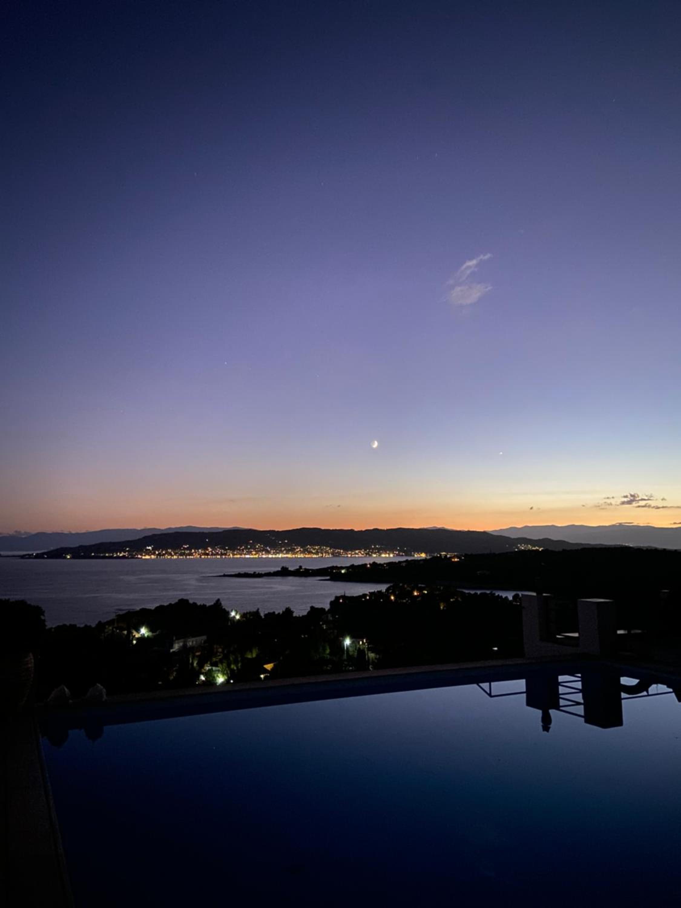 Villa Thalia Floating Heaven view 5