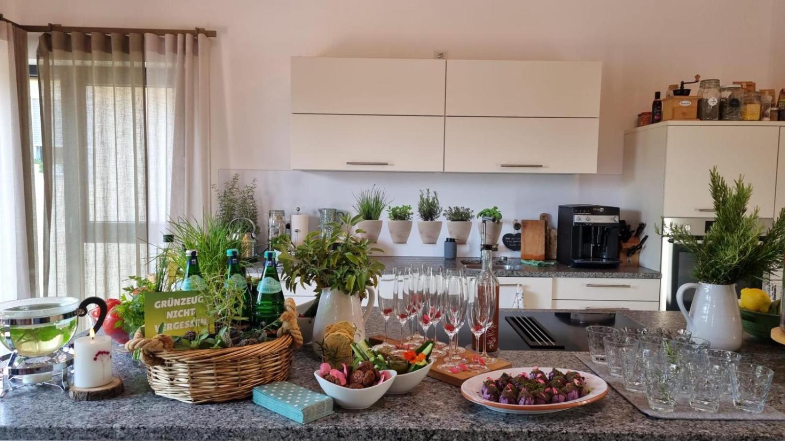 INVITA Natur-Chalets - Gruppenurlaub, Events im Schwarzwald - 6 Apartments, 25 Personen