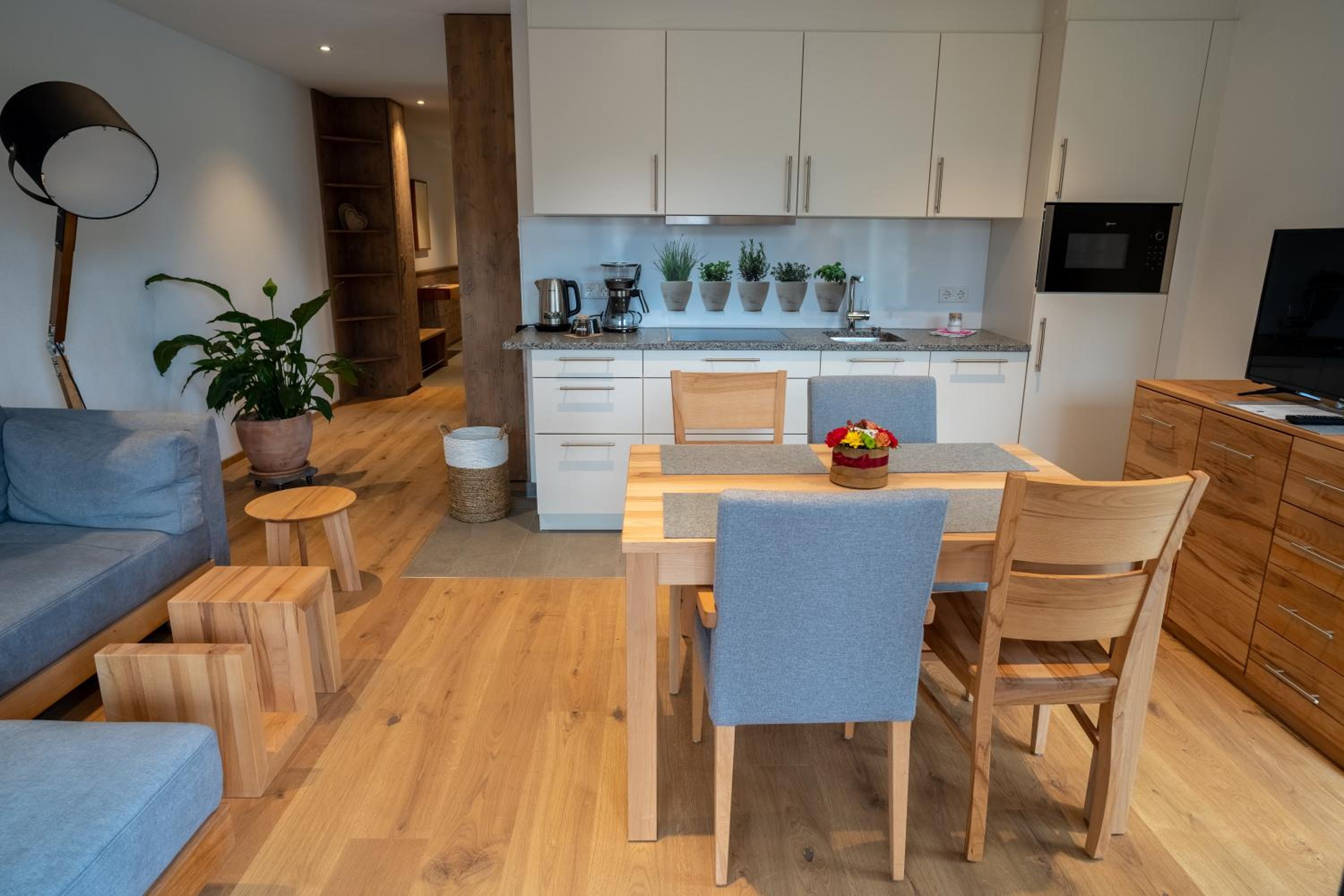 INVITA Natur-Chalets - Gruppenurlaub, Events im Schwarzwald - 6 Apartments, 25 Personen