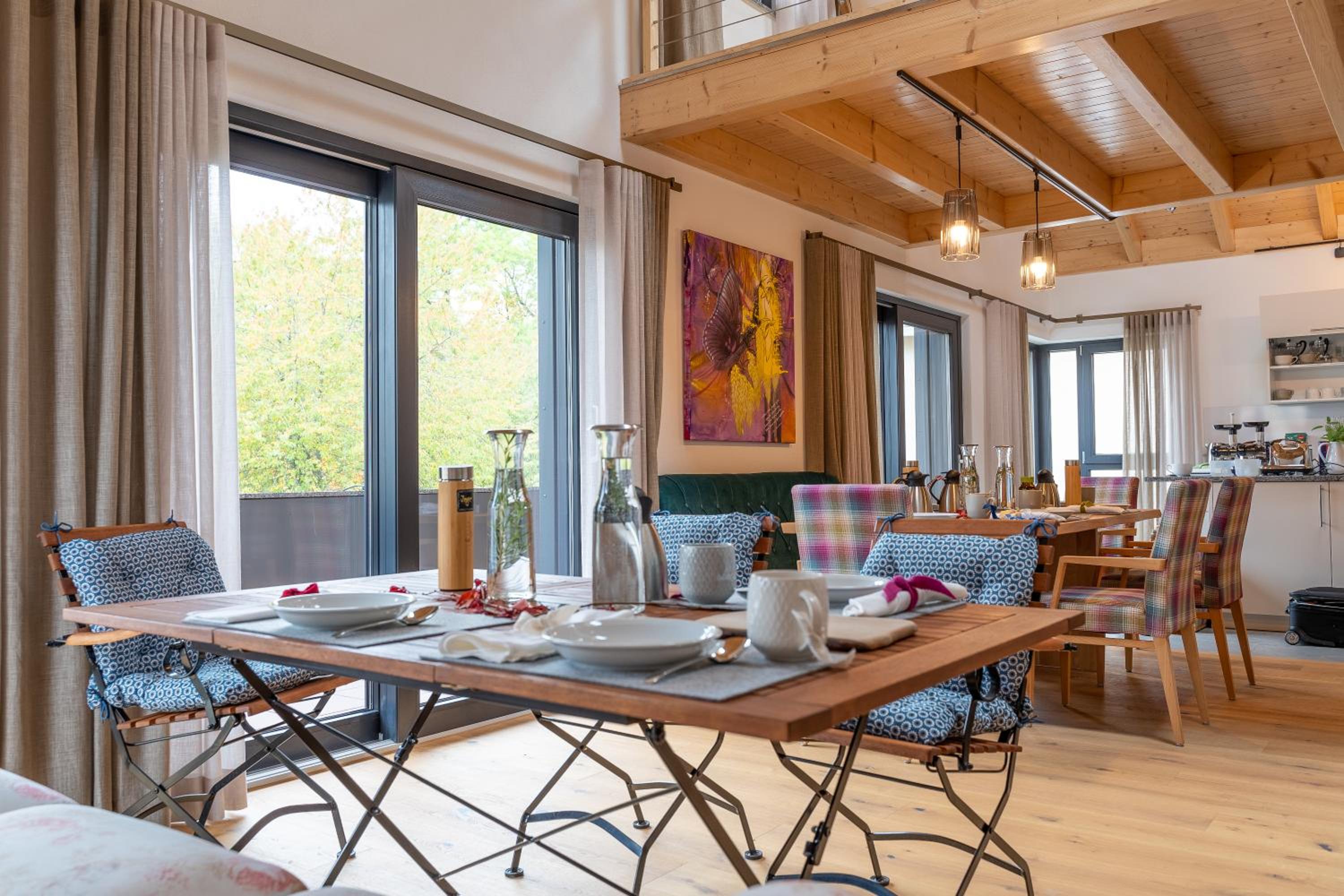 INVITA Natur-Chalets - Gruppenurlaub, Events im Schwarzwald - 6 Apartments, 25 Personen