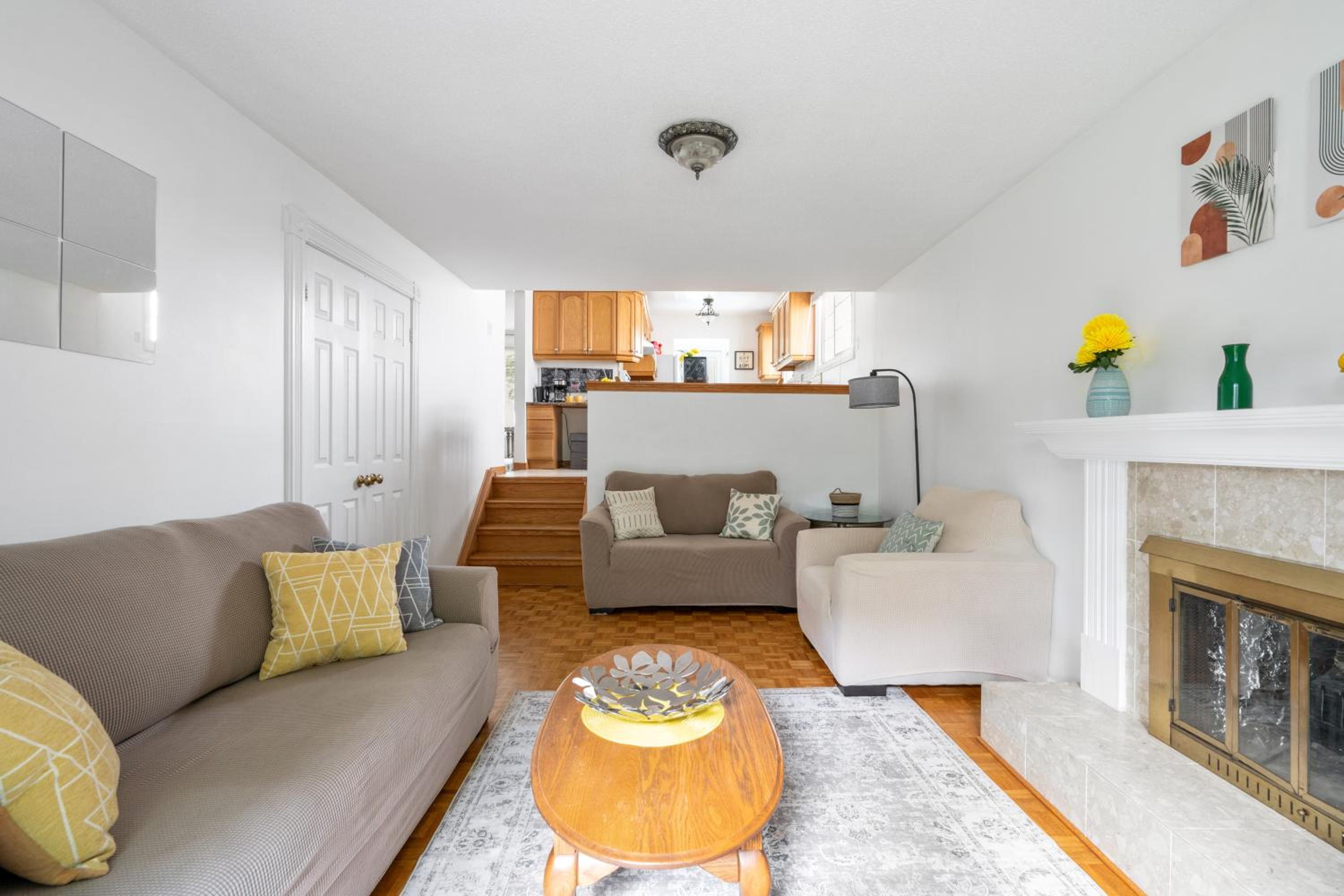 Glengarry Haus Spacious 2BR Home Away From Home