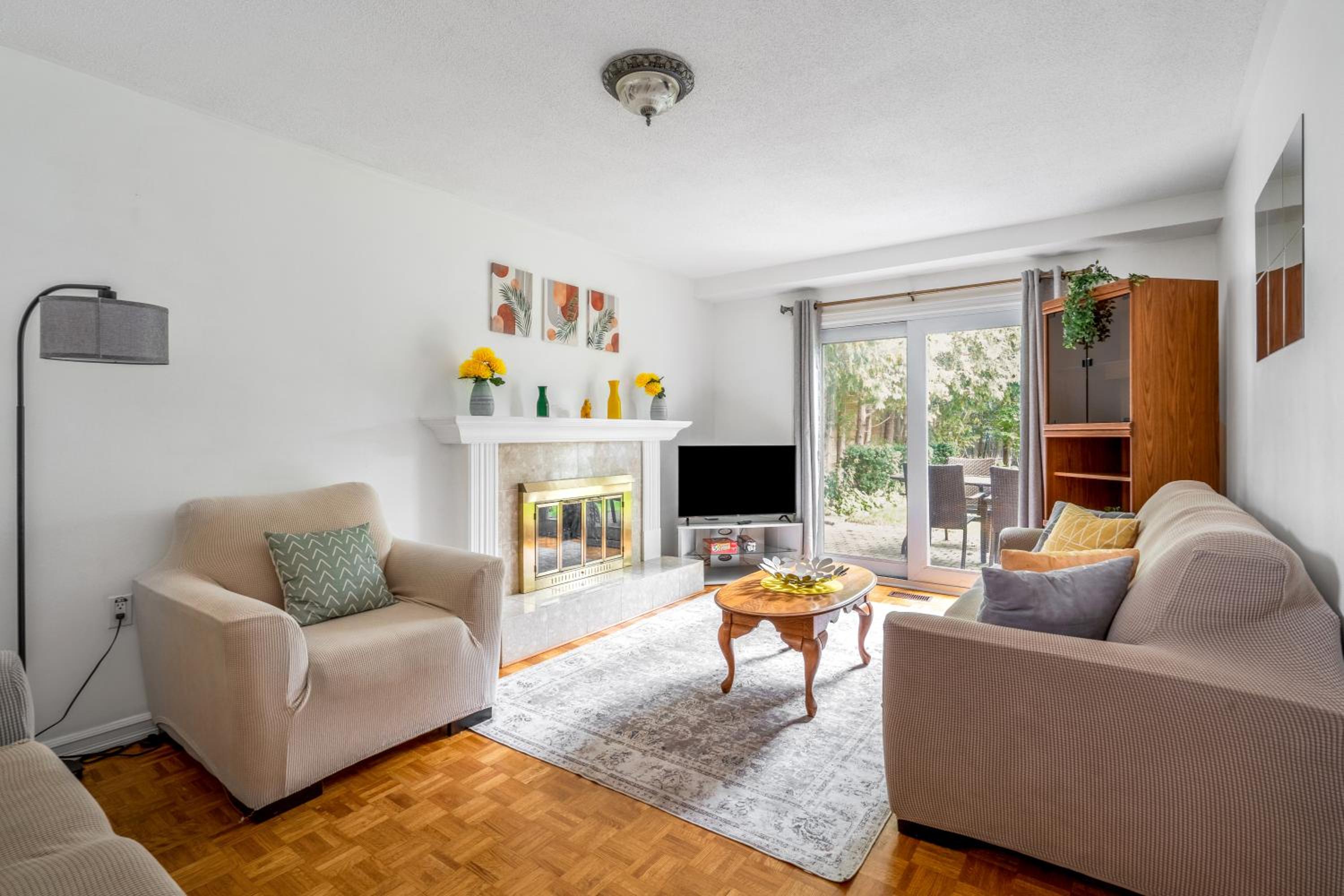 Glengarry Haus Spacious 2BR Home Away From Home