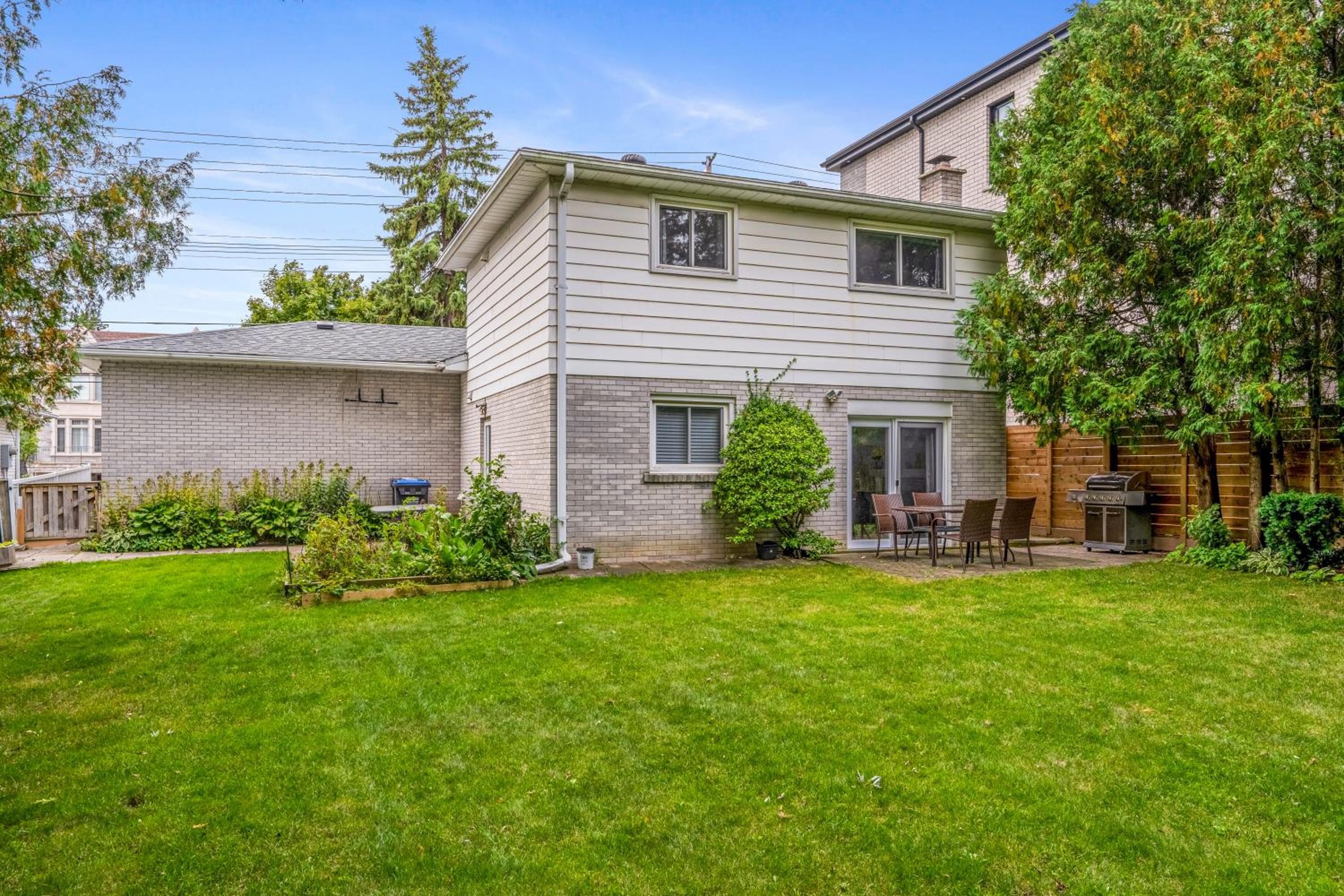 Glengarry Haus Spacious 2BR Home Away From Home