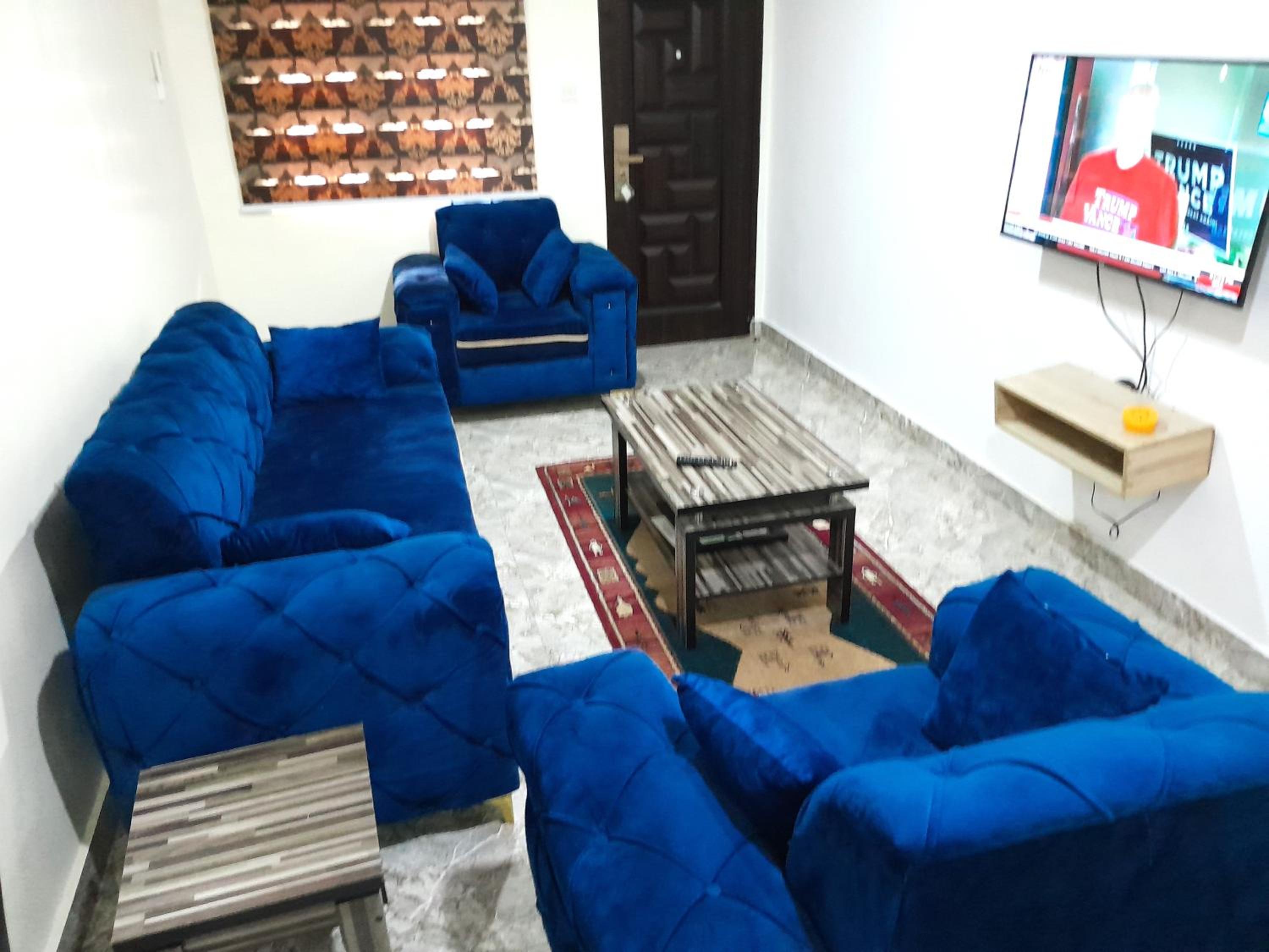 MQ Apartments - Stylish 3 bedrooms Flat view 4