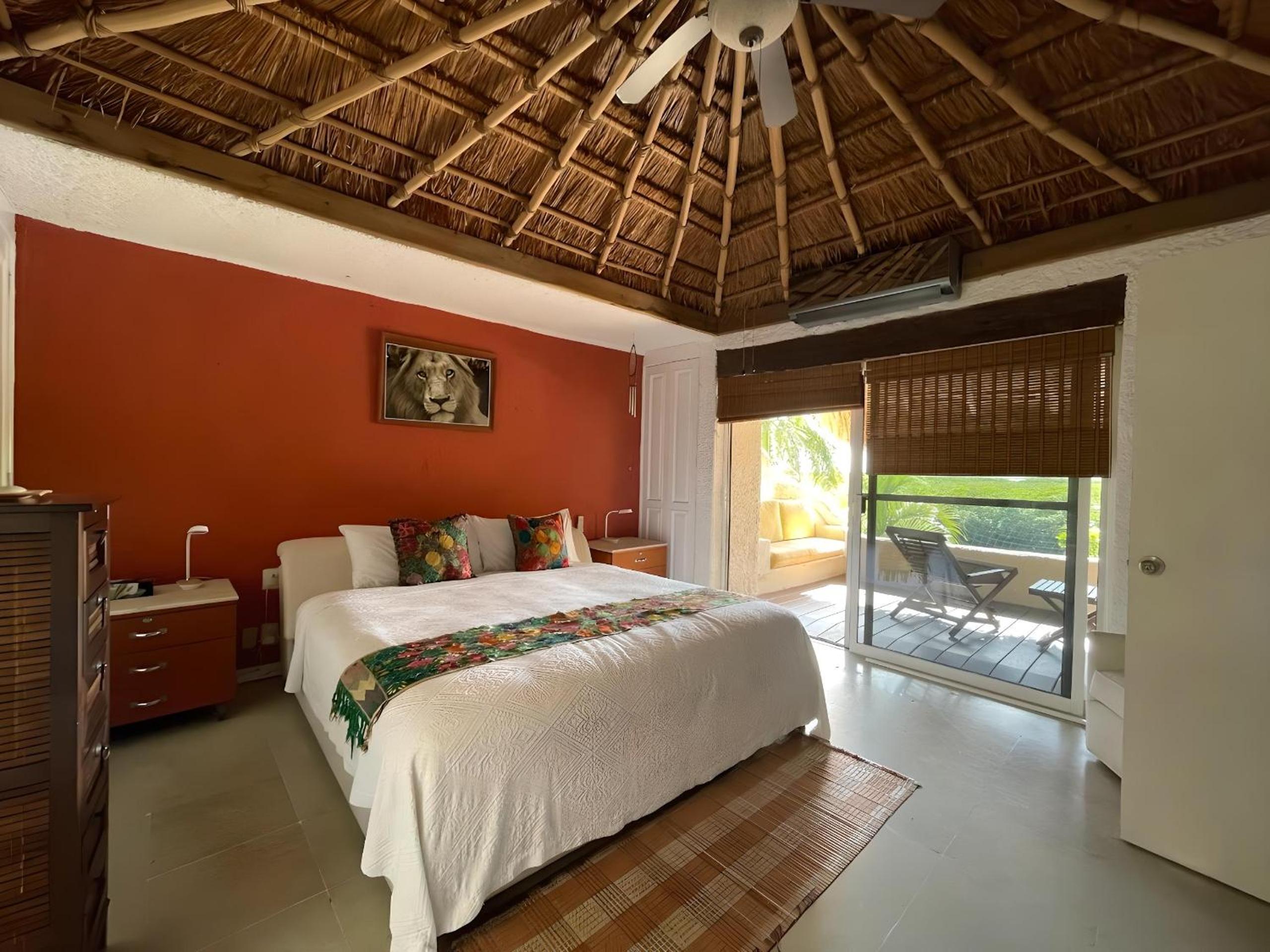 Private Villa By Andani