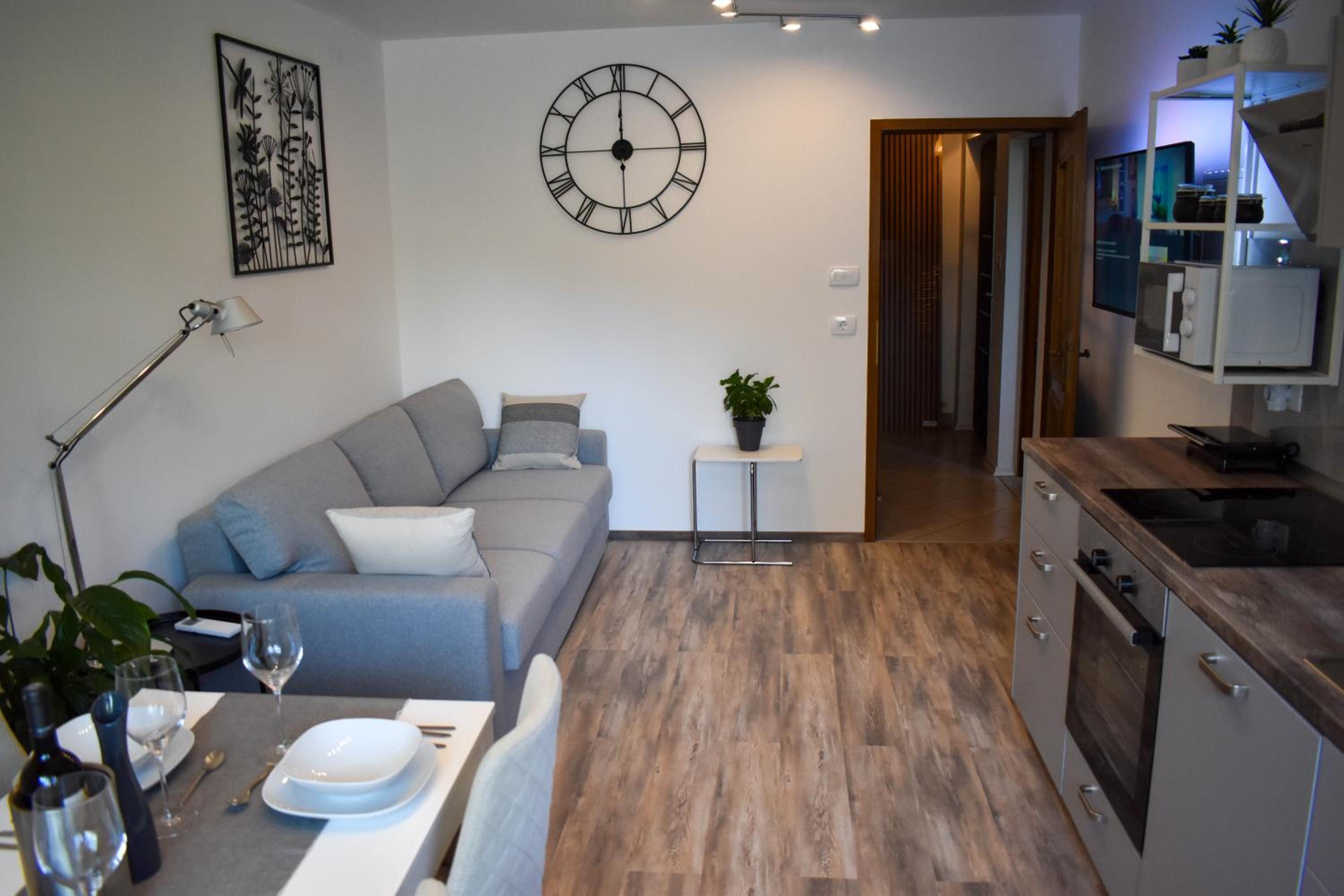 Lampino apartment