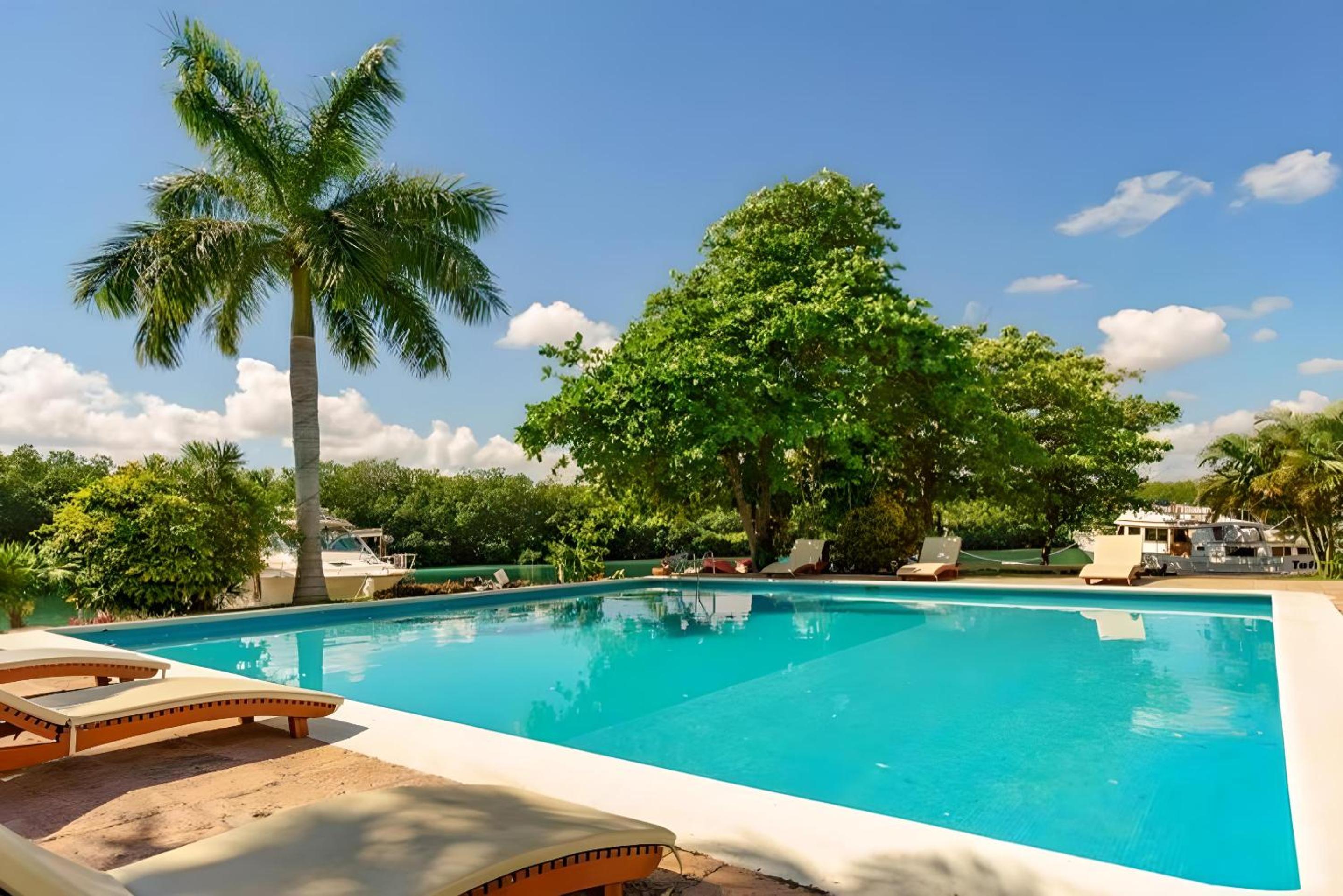 Private Villa By Andani