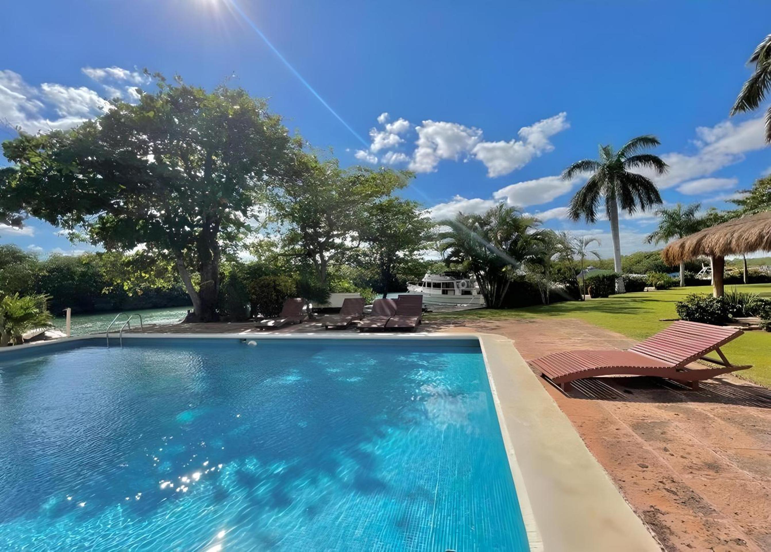 Private Villa By Andani